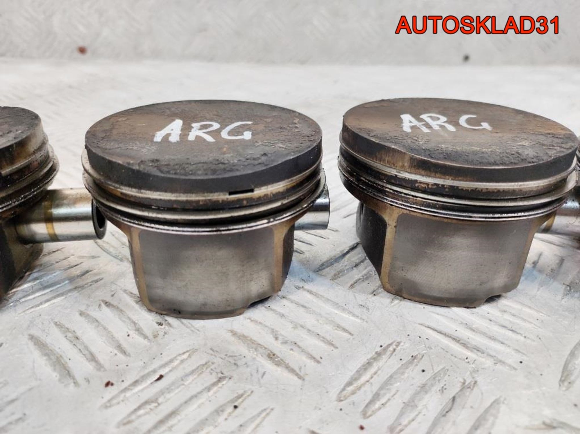 Поршень VW Passat B5 1,8 ARG Бензин, 1400 рублей, Дубовое