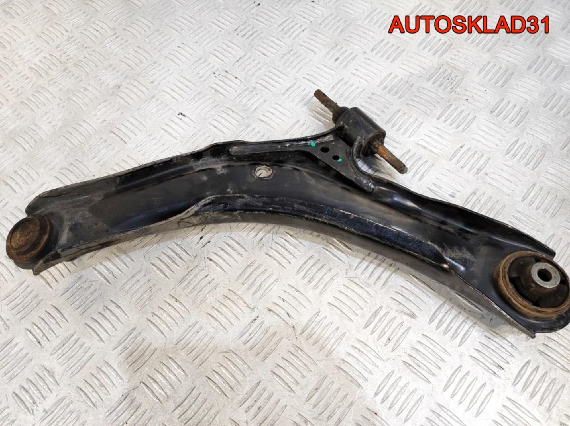 Рычаг передний правый нижний Nissan Qashqai J10, 2100 рублей, Дубовое