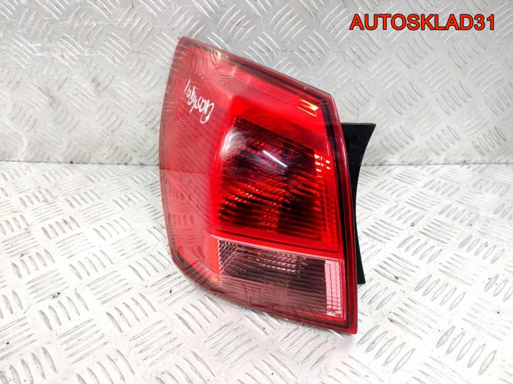 Фонарь задний левый Nissan Qashqai 26555JD000, 5400 рублей, Дубовое