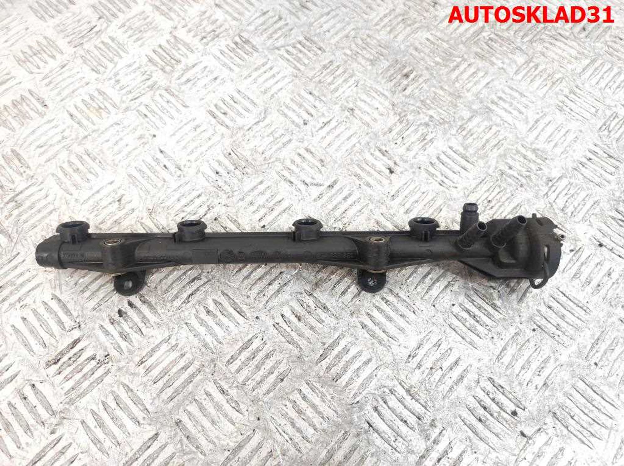 Рейка топливная Skoda Octavia 1,6 AEE 032133319, 900 рублей, Дубовое