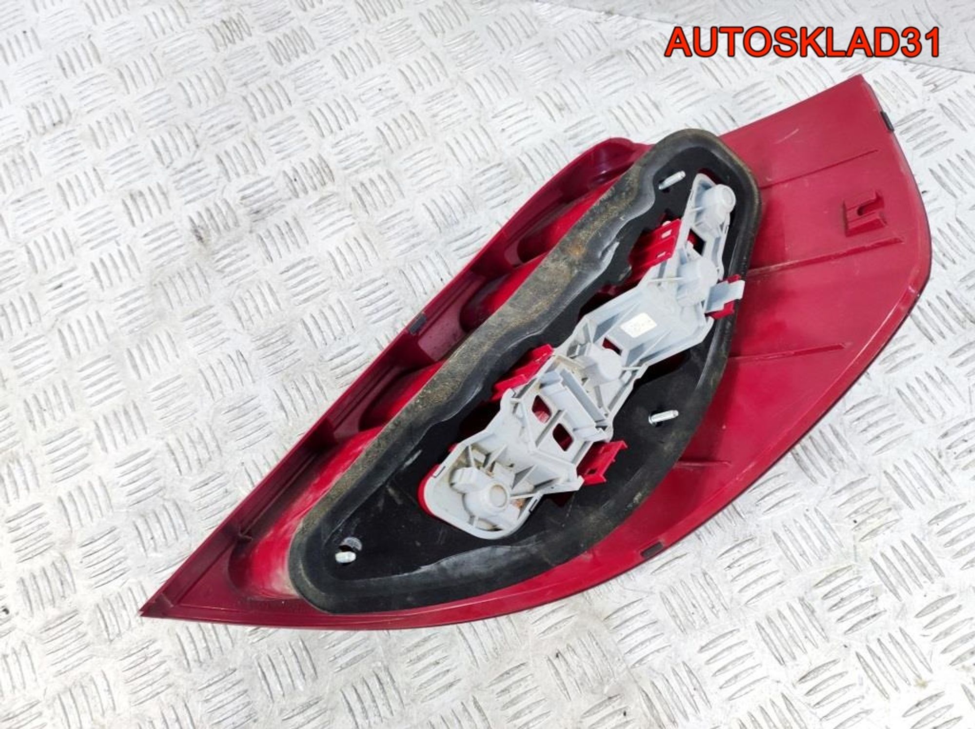 Фонарь задний левый Mercedes Benz W169 A1698200364, 1700 рублей, Дубовое