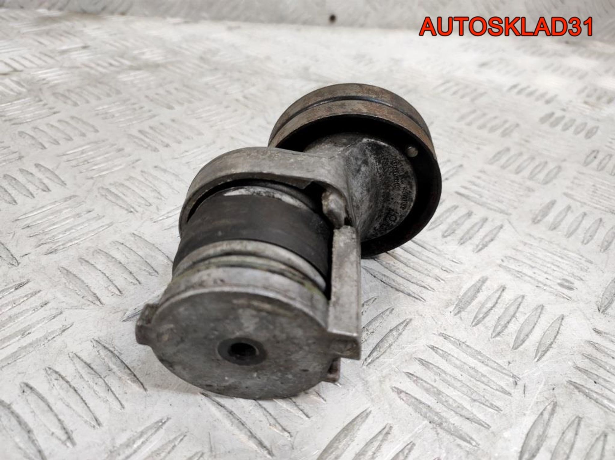 Натяжитель ремня Audi A4 B6 1,9 Дизель 038903315AD, 500 рублей, Дубовое