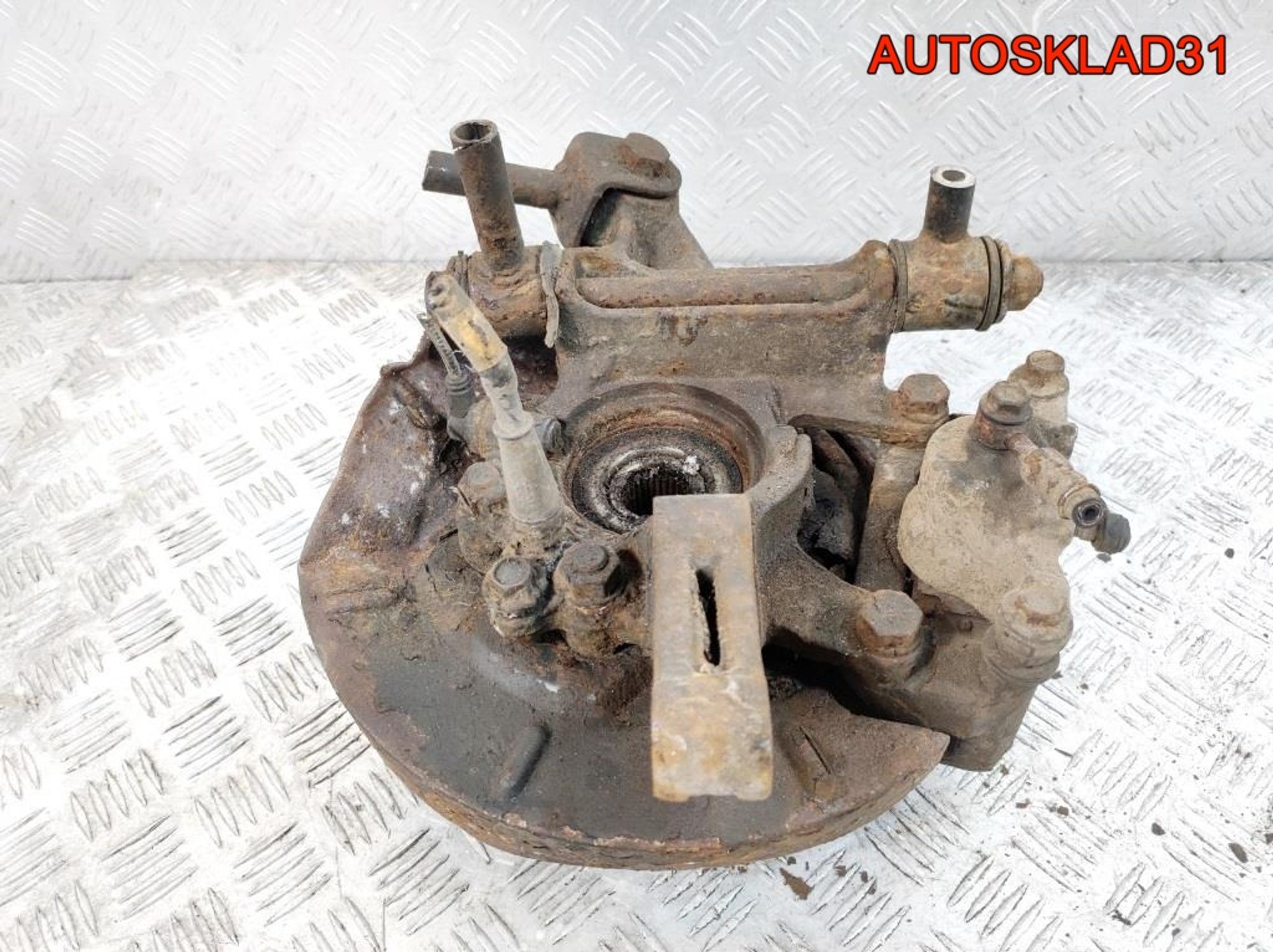 Кулак поворотный задний левый Nissan X-Trail T30 430198H300, 7000 рублей, Дубовое