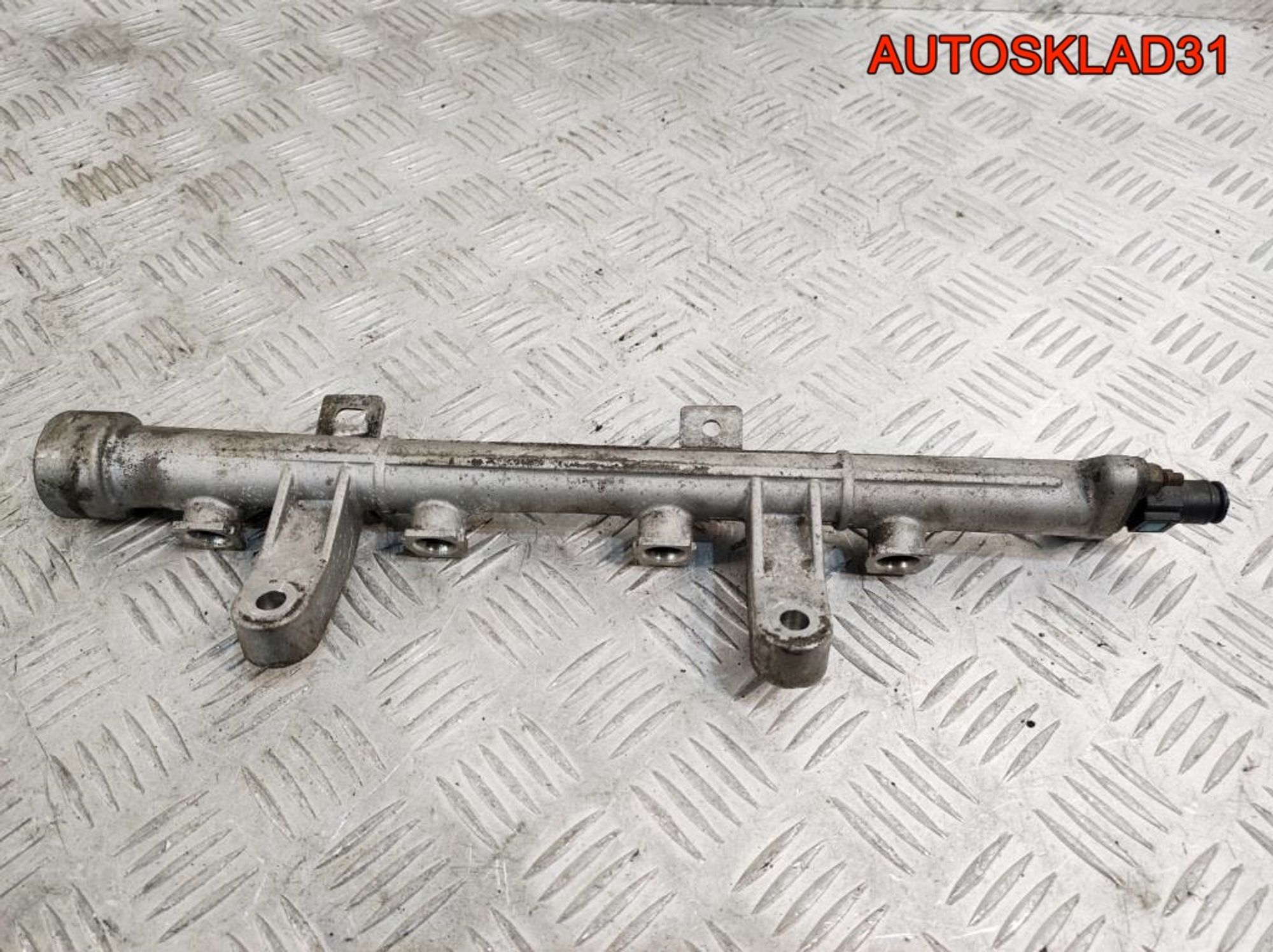 Рейка топливная Hyundai Getz 1 1,3 G4EA 3530422620, 900 рублей, Дубовое