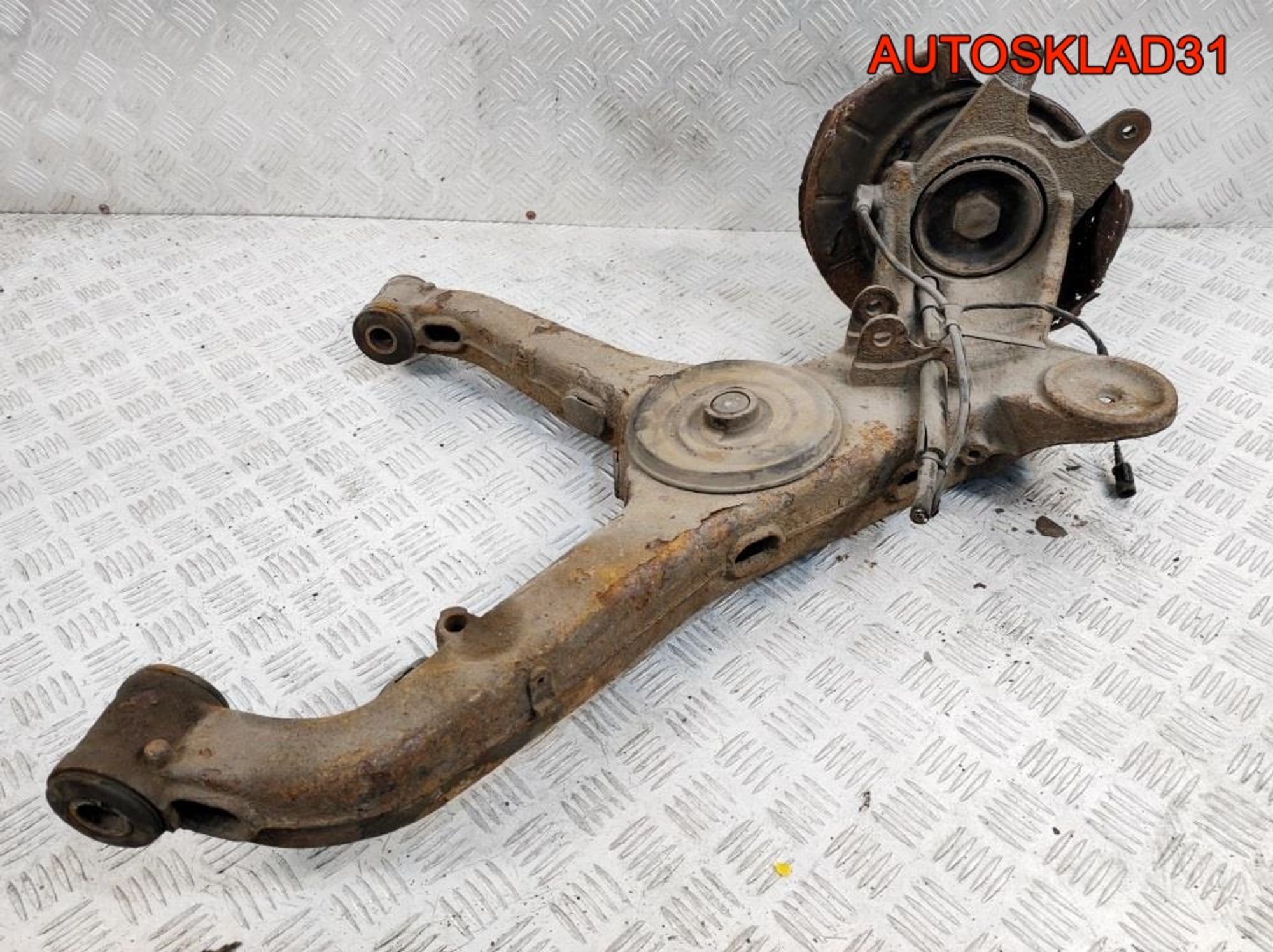 Рычаг задний правый Mercedes Vito W638 A6383521504, 3200 рублей, Дубовое