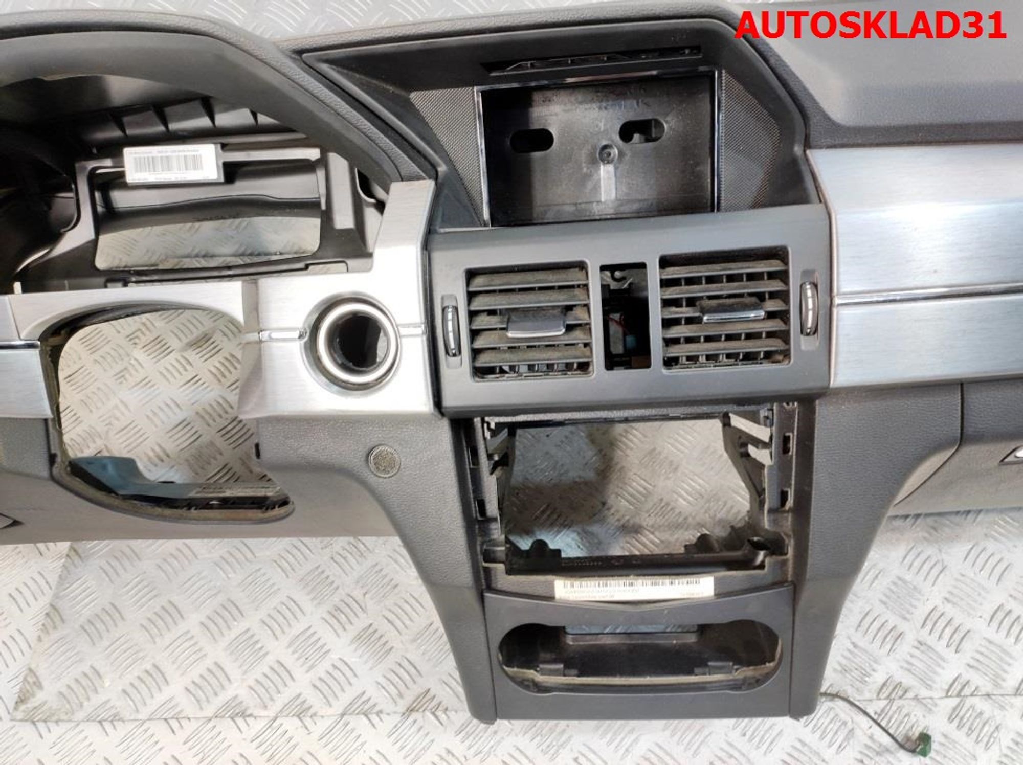 Торпедо Голое Mercedes GLK X204 A20468049879, 27000 рублей, Дубовое