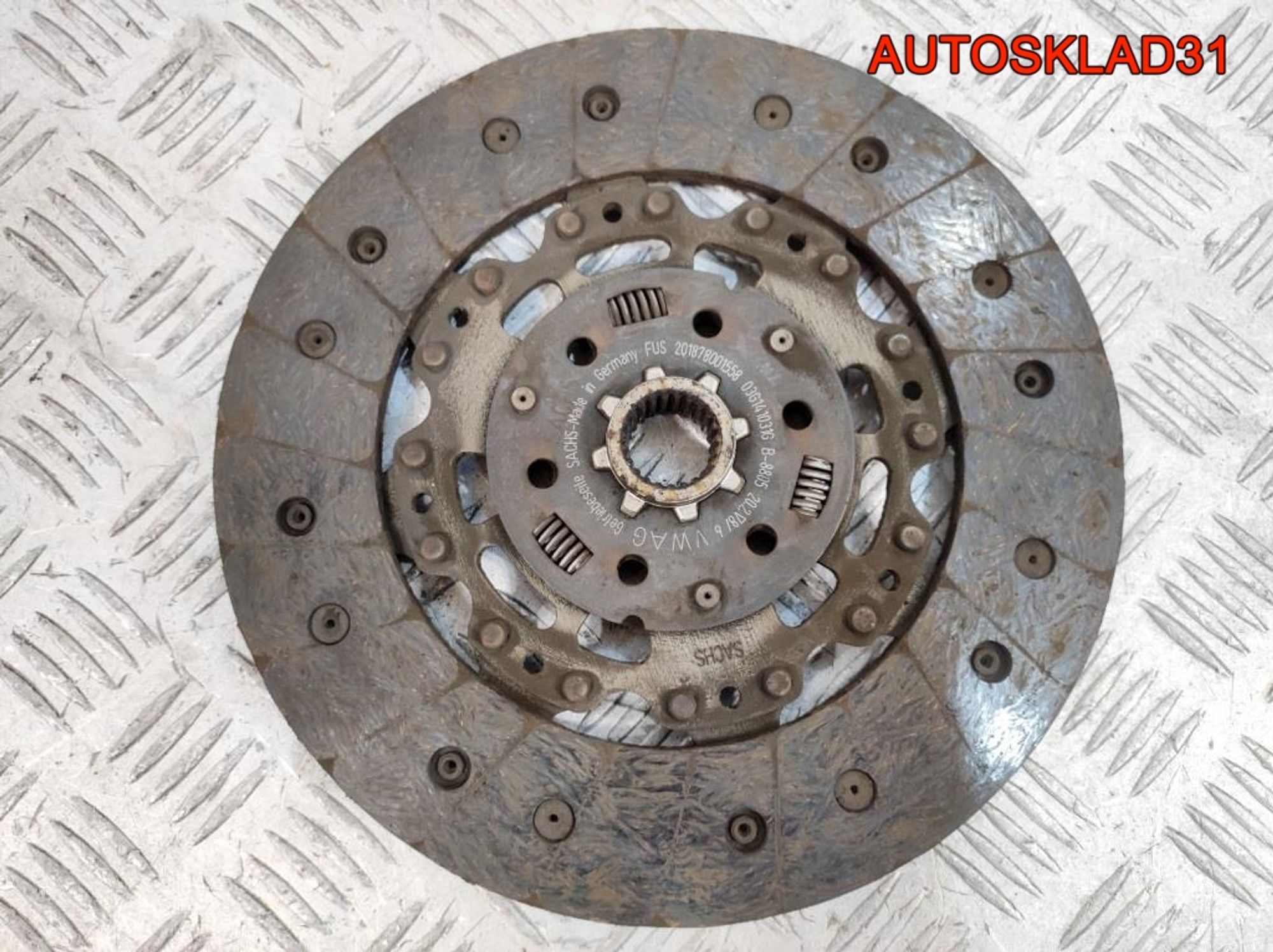 Маховик в сборе со сцеплением VW Passat B6 2,0 BKD 03G105266BN, 8000 рублей, Дубовое