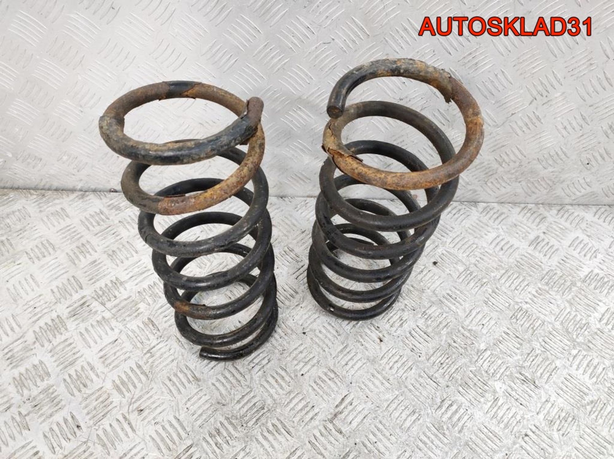 Пружина подвески задняя Комплект Ford S-MAX 1509833, 2000 рублей, Дубовое