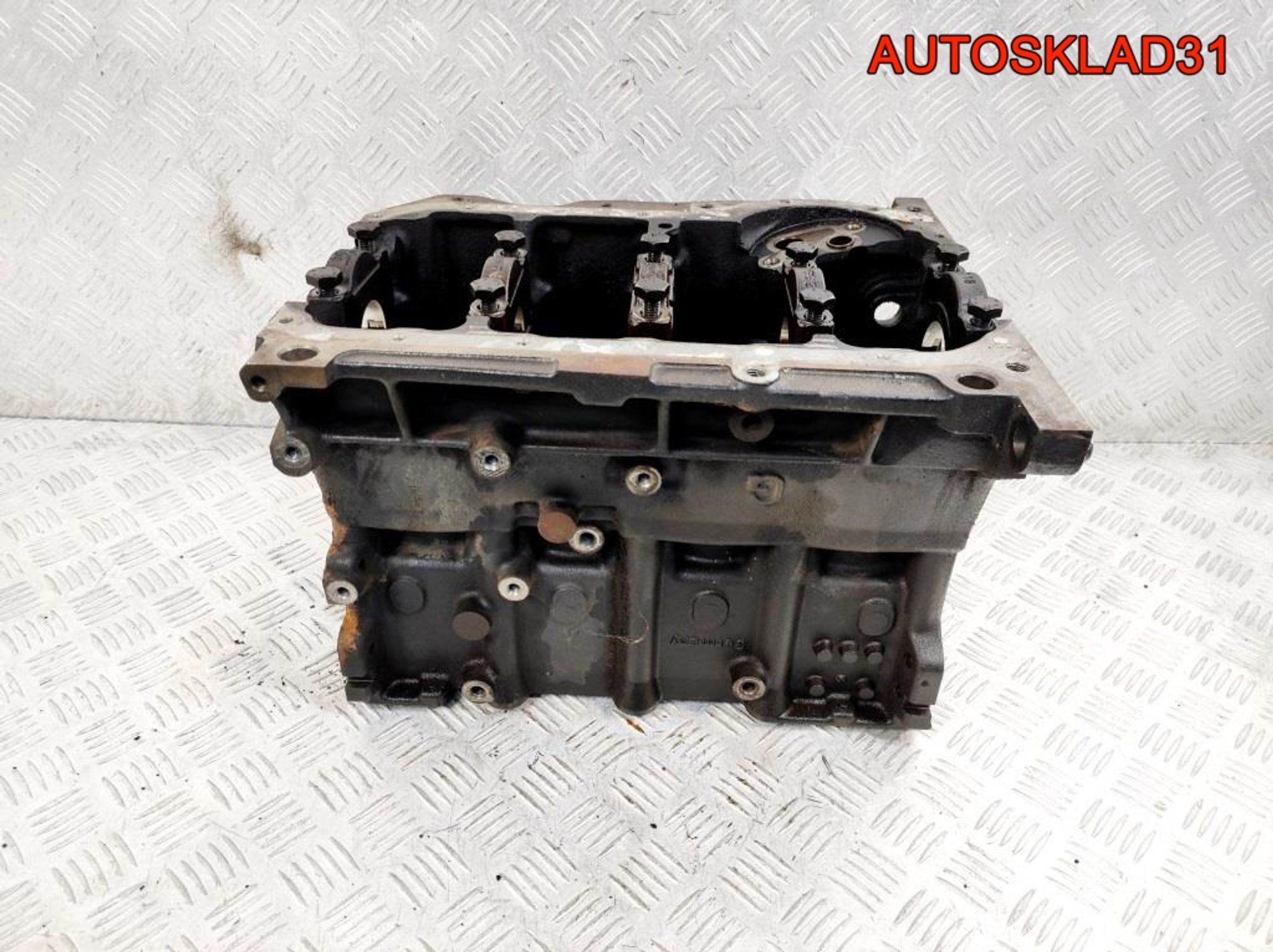 Блок цилиндров VW Passat B5 1,8 ARG Бензин 058103021G, 9000 рублей, Дубовое