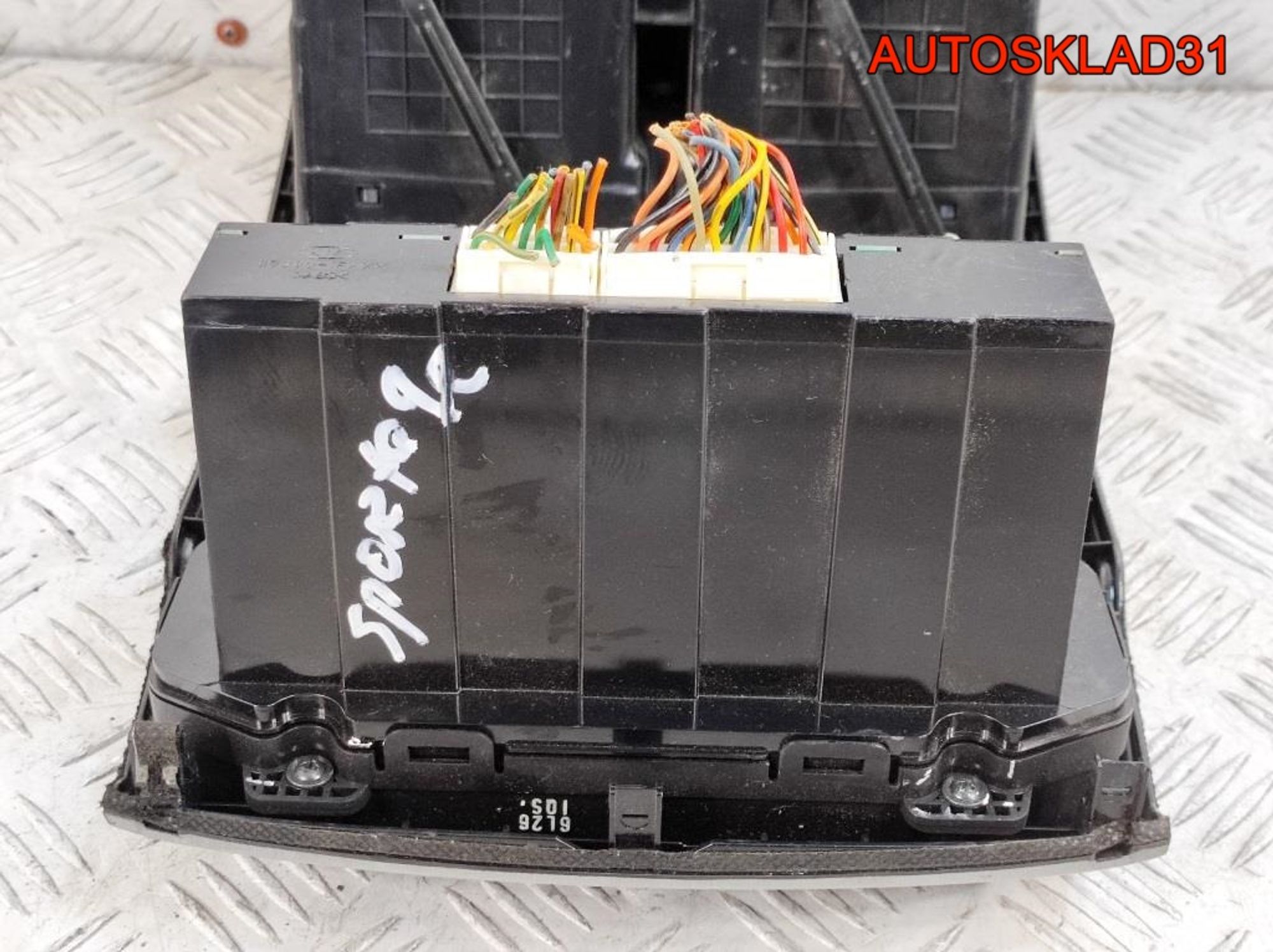 Блок управления климата Kia Sportage 2 972501F260, 9000 рублей, Дубовое