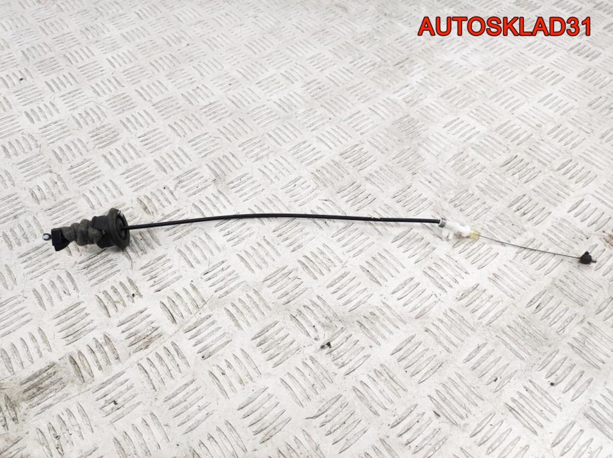 Трос открывания передней двери Audi A6 C7 4G 4G0837085, 1000 рублей, Дубовое