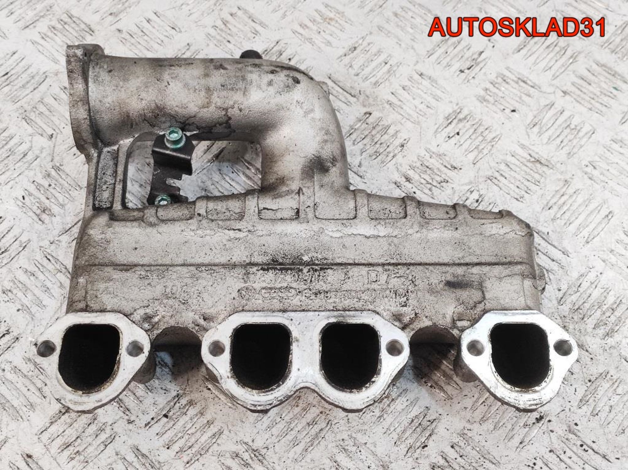 Коллектор впускной VW Golf 4 1,9 ATD Дизель 038129713J, 600 рублей, Дубовое