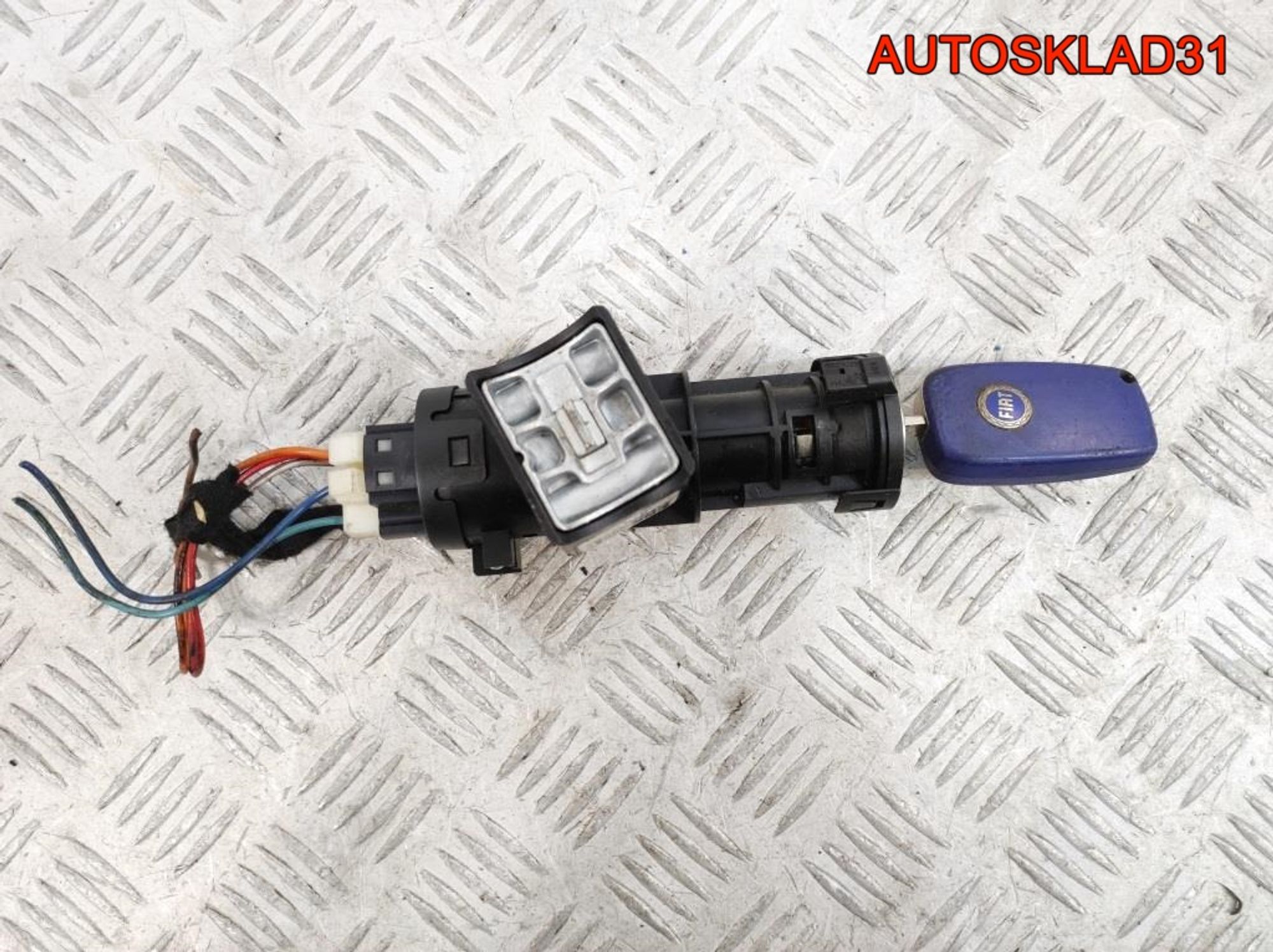 Замок зажигания Fiat Stilo 00467601520, 4000 рублей, Дубовое