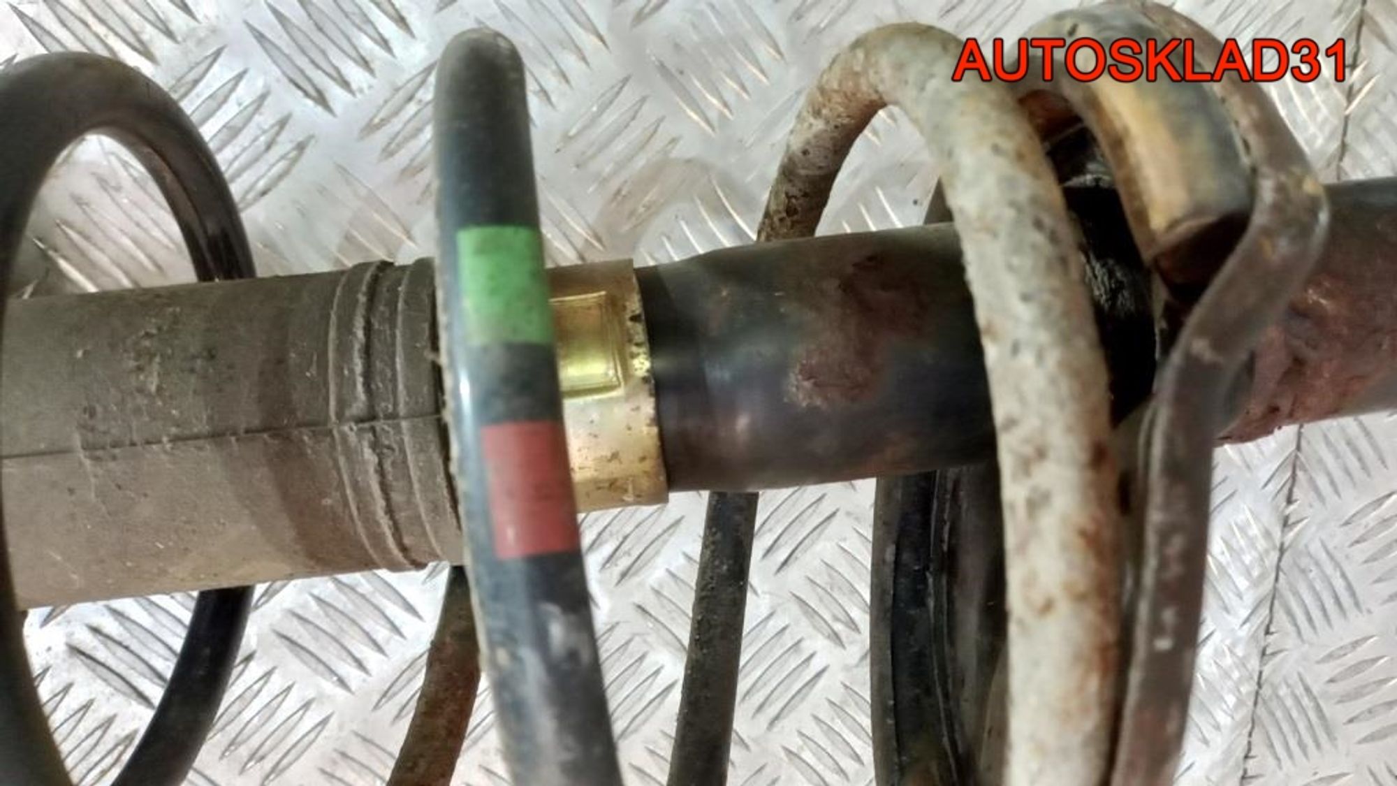 Амортизатор передний в сборе Mitsubishi Carisma DA MR554948, 5000 рублей, Дубовое