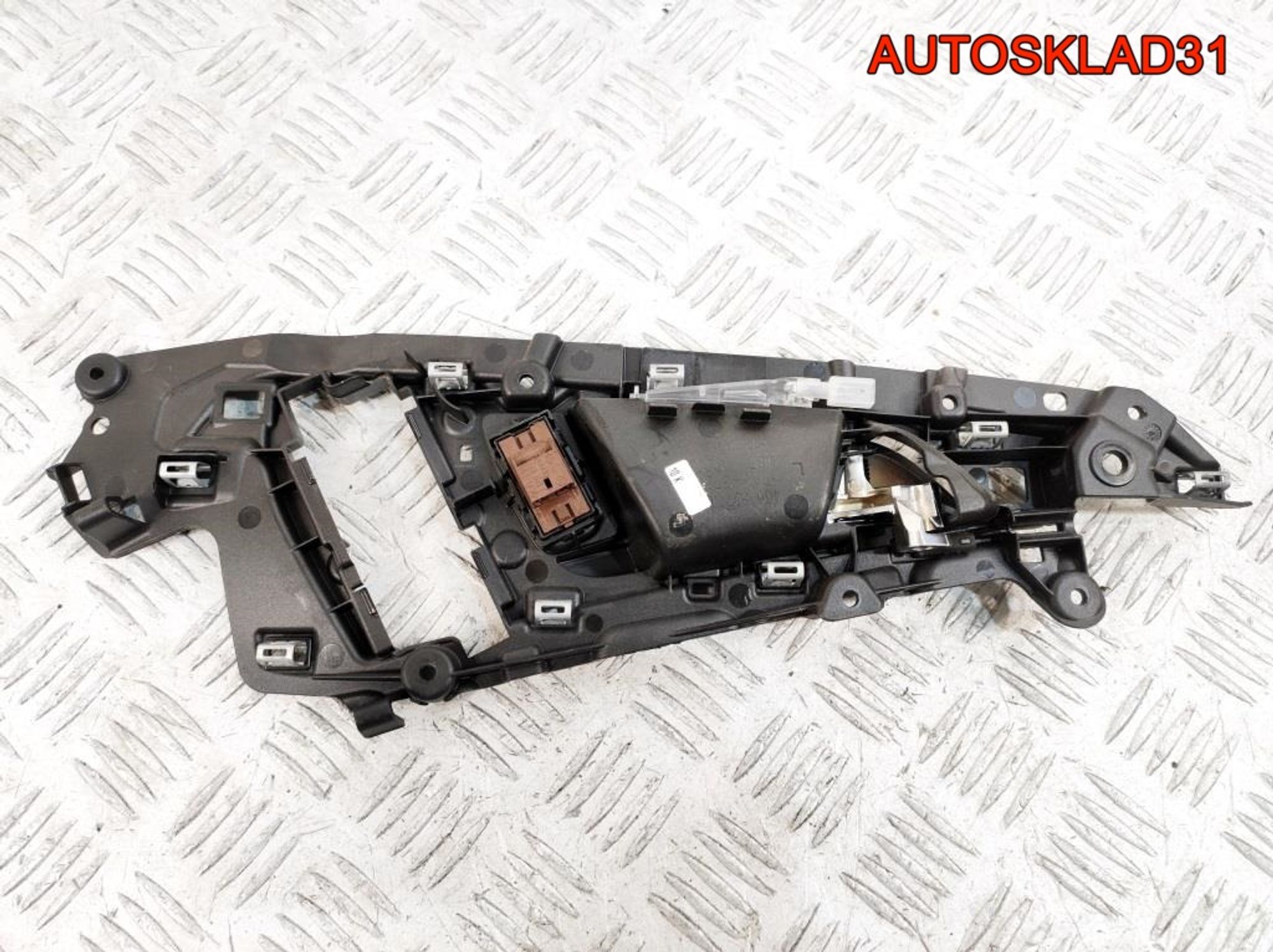 Ручка передняя внутренняя левая Audi A6 C7 4G 4G0837019A, 1000 рублей, Дубовое