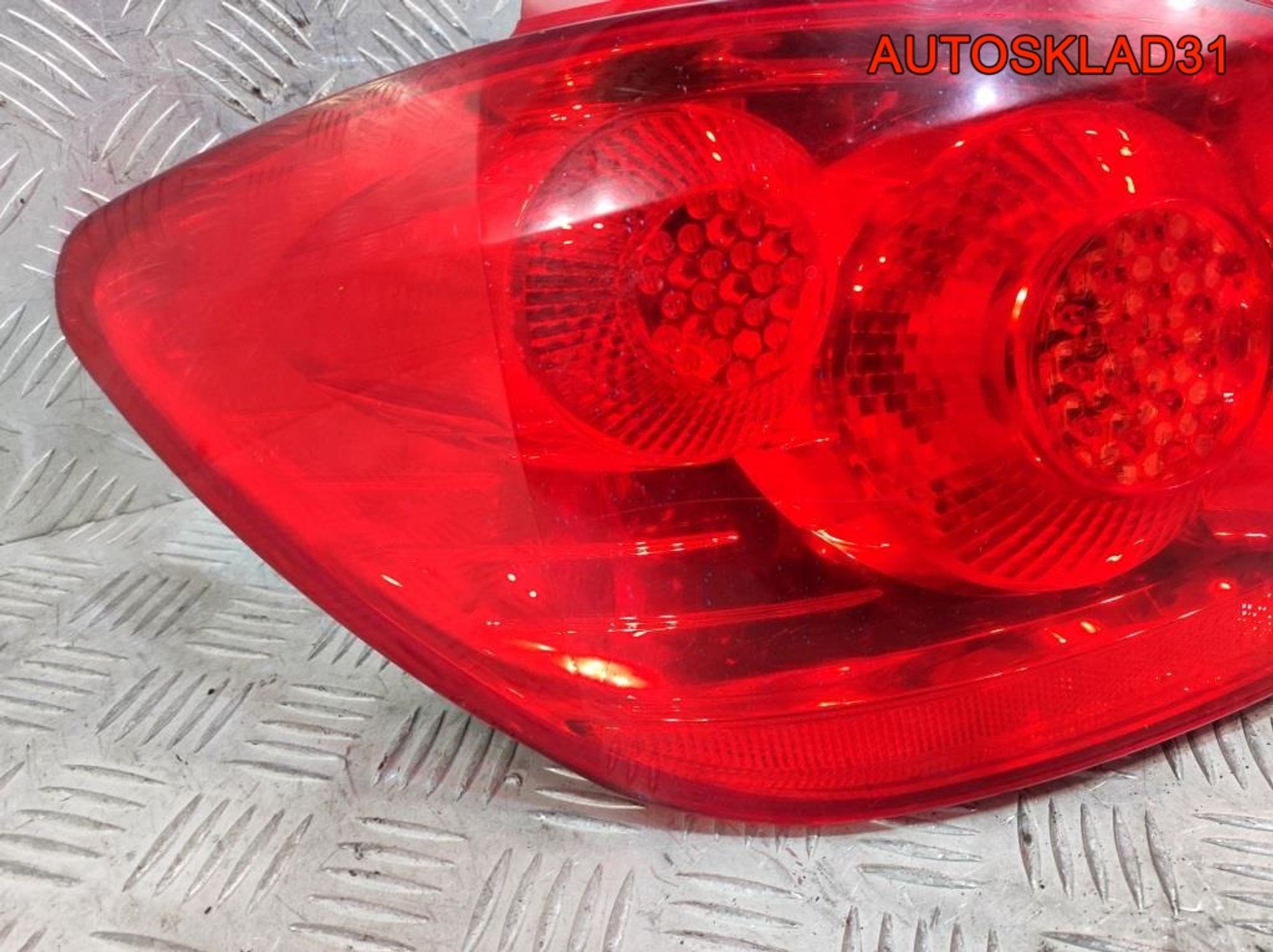 Фонарь задний левый Peugeot 307 9655767680 Рест, 7200 рублей, Дубовое