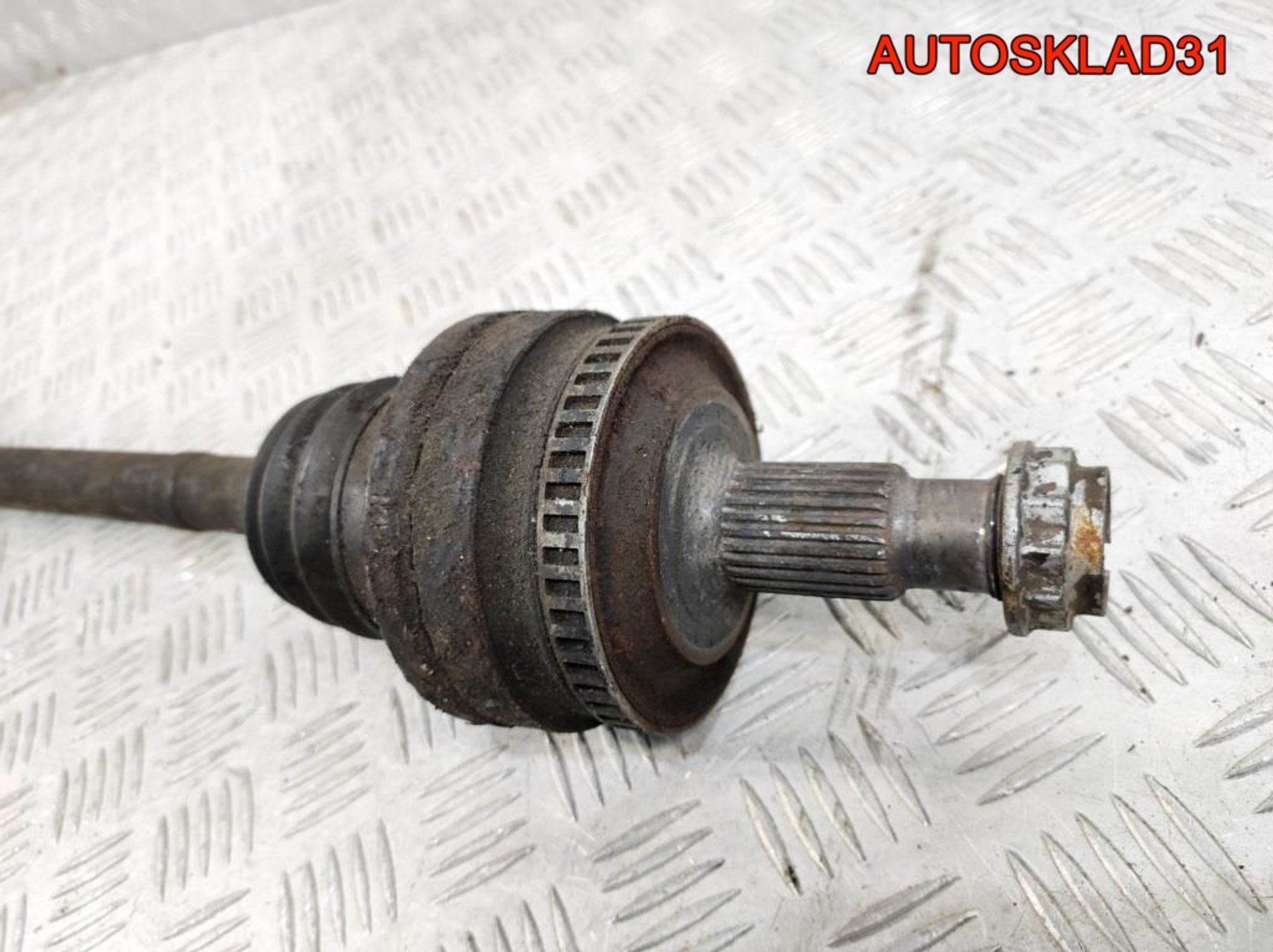 Полуось задняя правая Mercedes W211 A2113570091, 2700 рублей, Дубовое