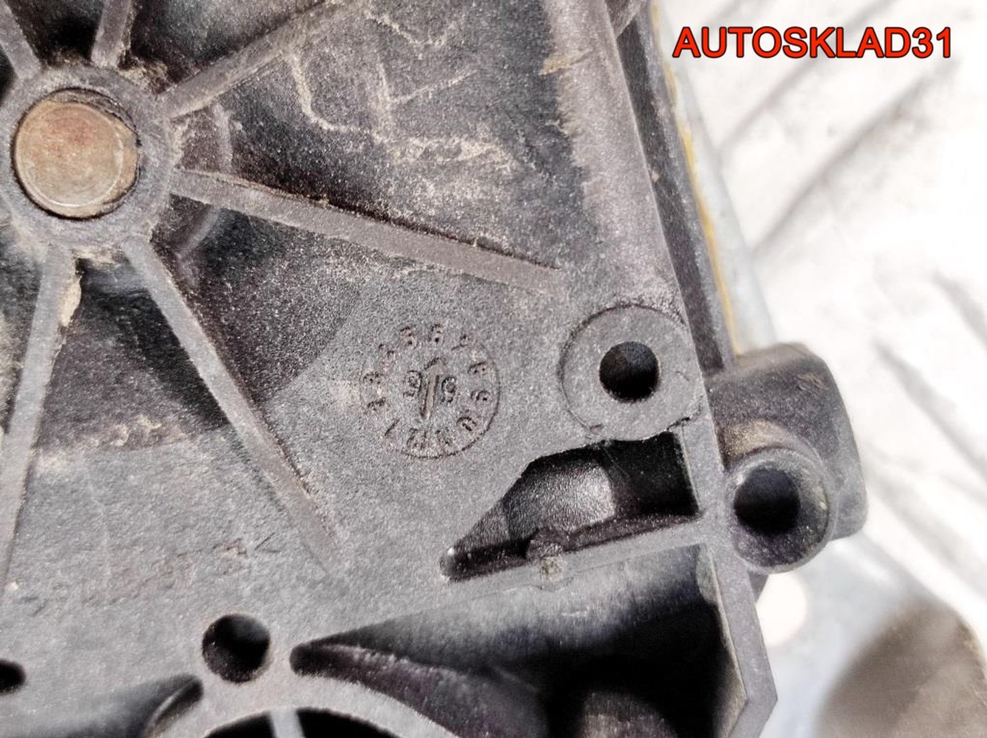 Стеклоподъемник задний правый Nissan Primera P11 827009F500, 2000 рублей, Дубовое