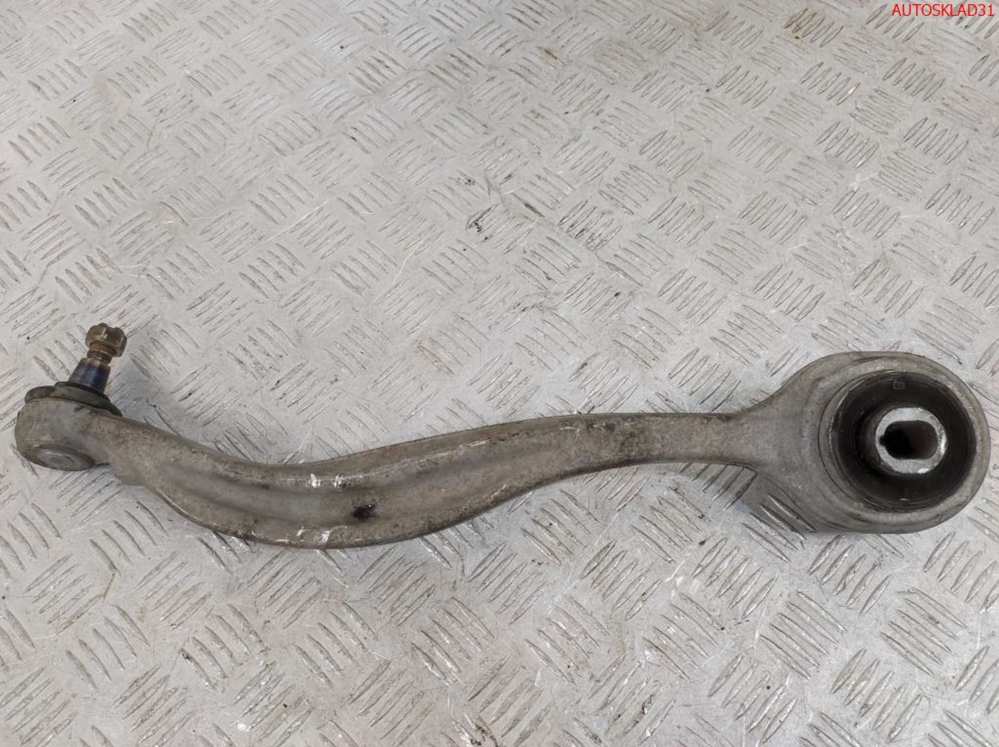 Рычаг передний правый верхний Mercedes GLK X204 A2043308211, 2000 рублей, Дубовое