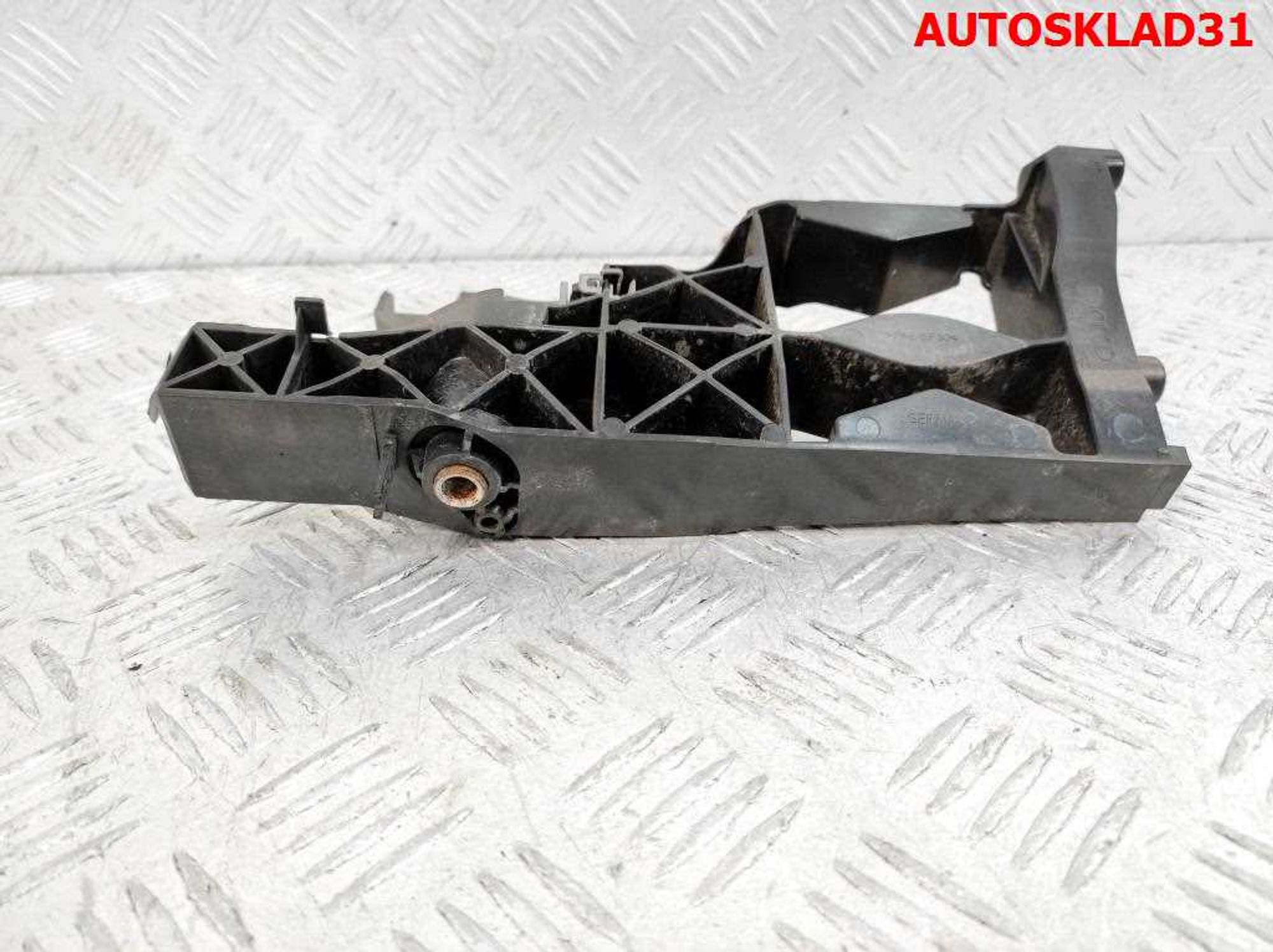 Кронштейн фары левый Audi A6 C7 4G 4G0807607, 1500 рублей, Дубовое