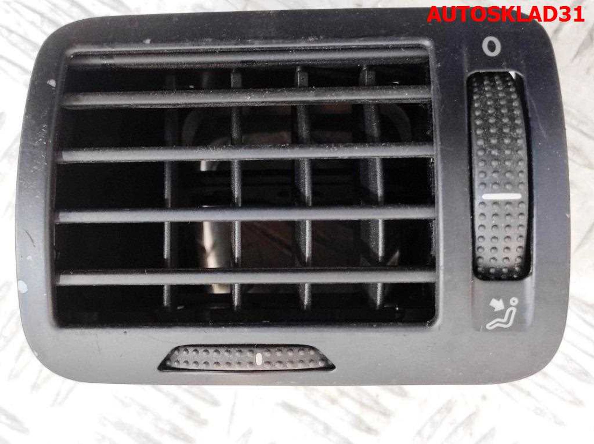 Дефлектор воздушный левый VW Passat B5+ 3B0819703D, 1000 рублей, Дубовое