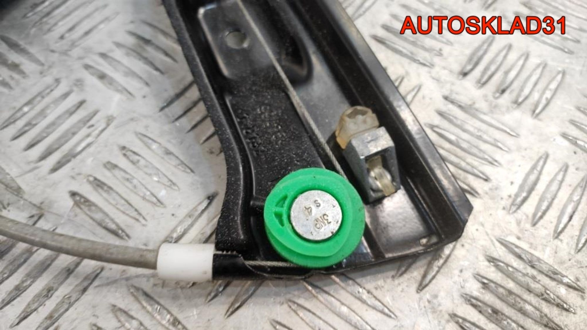 Стеклоподъемник передней правой двери VW Golf Plus 1K5837462B, 3000 рублей, Дубовое