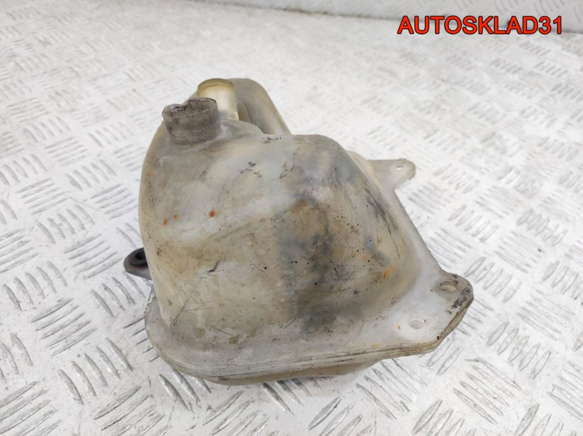 Бачок расширительный Audi 100 C3 8A0121403A, 1000 рублей, Дубовое