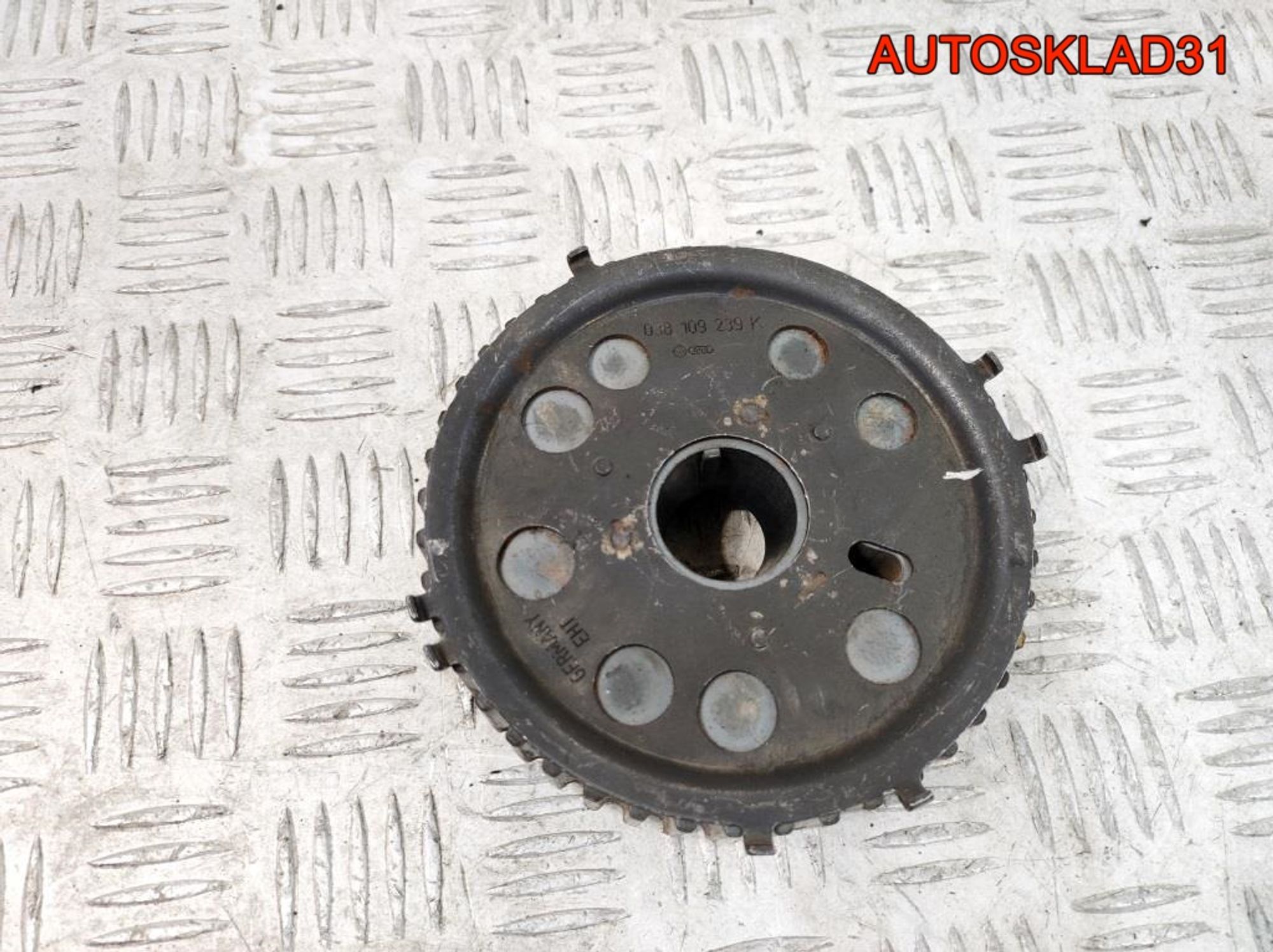 Шестерня распредвала Audi A4 B7 2,0 Дизель 038109111E, 2500 рублей, Дубовое