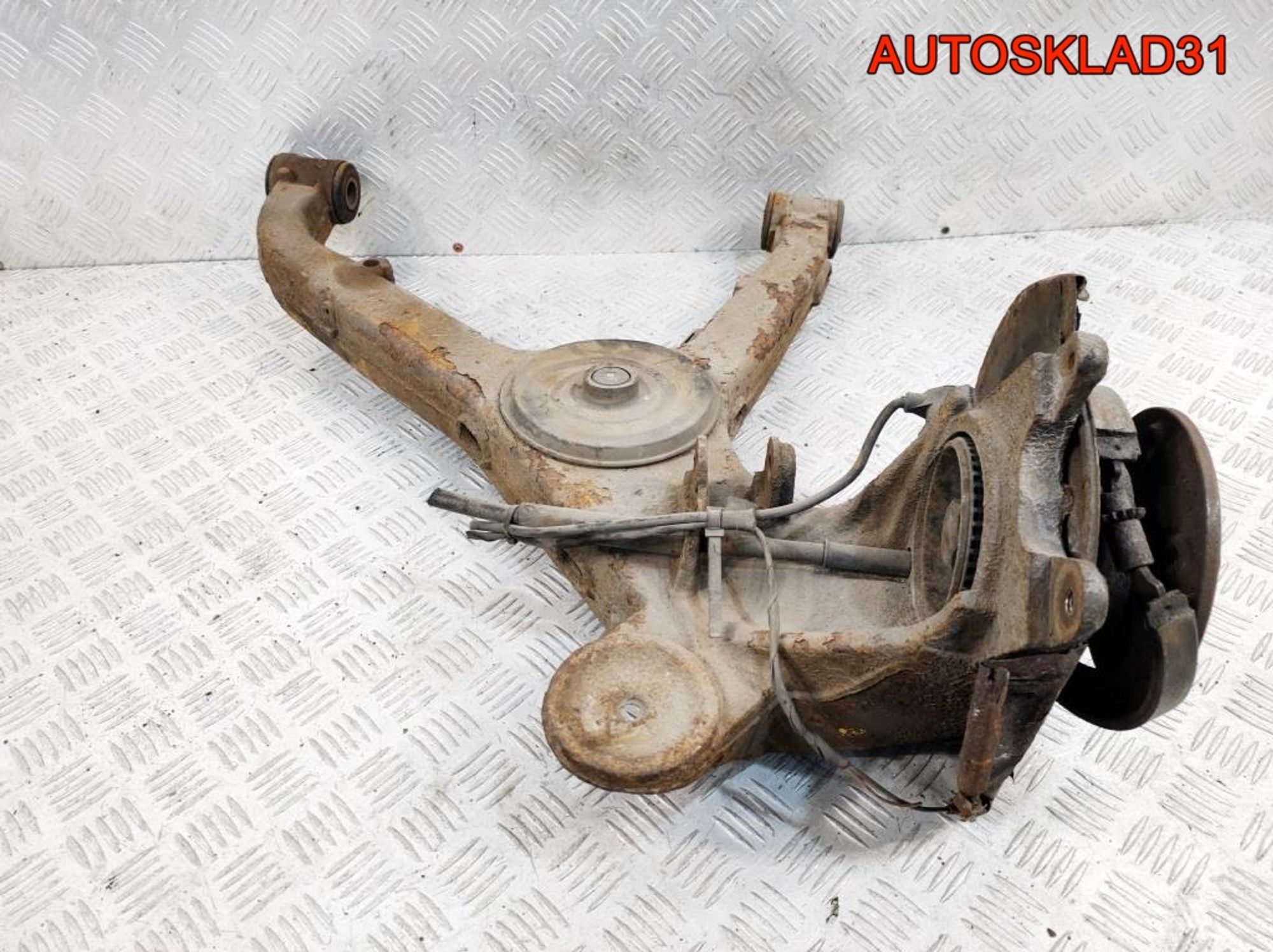 Рычаг задний правый Mercedes Vito W638 A6383521504, 3200 рублей, Дубовое