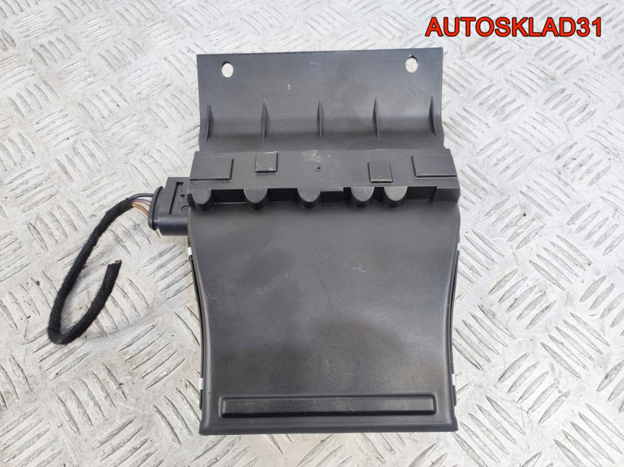 Радиатор отопителя электрический левый Audi A8 D3, 2100 рублей, Дубовое