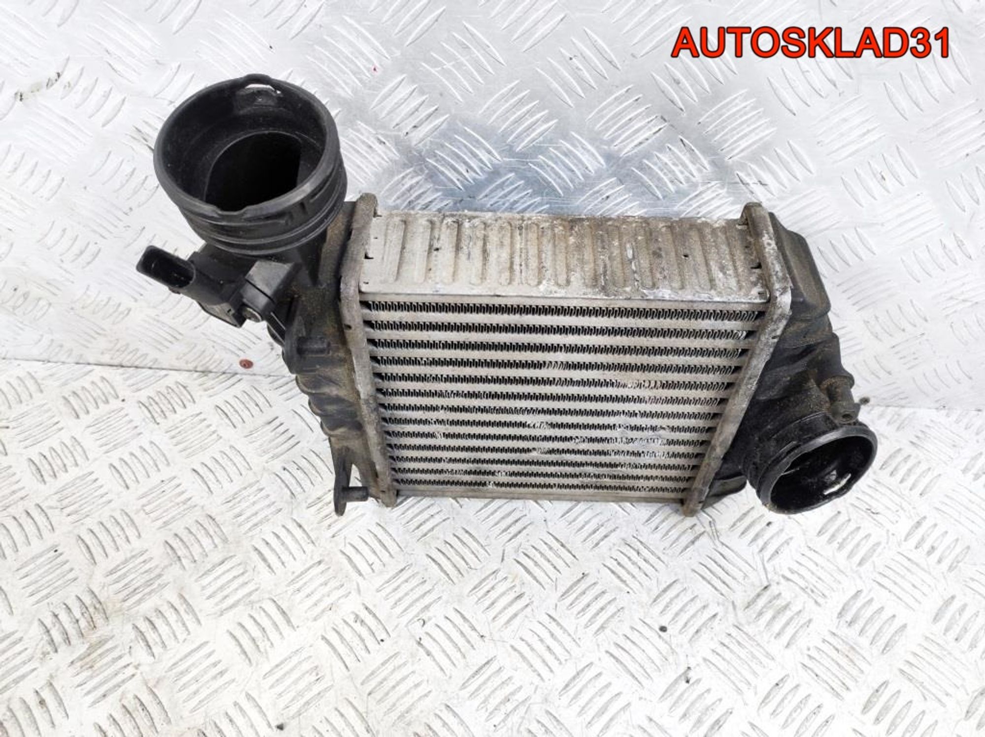 Интеркулер Volkswagen Passat B5+ 3B0145805J Дизель, 2900 рублей, Дубовое