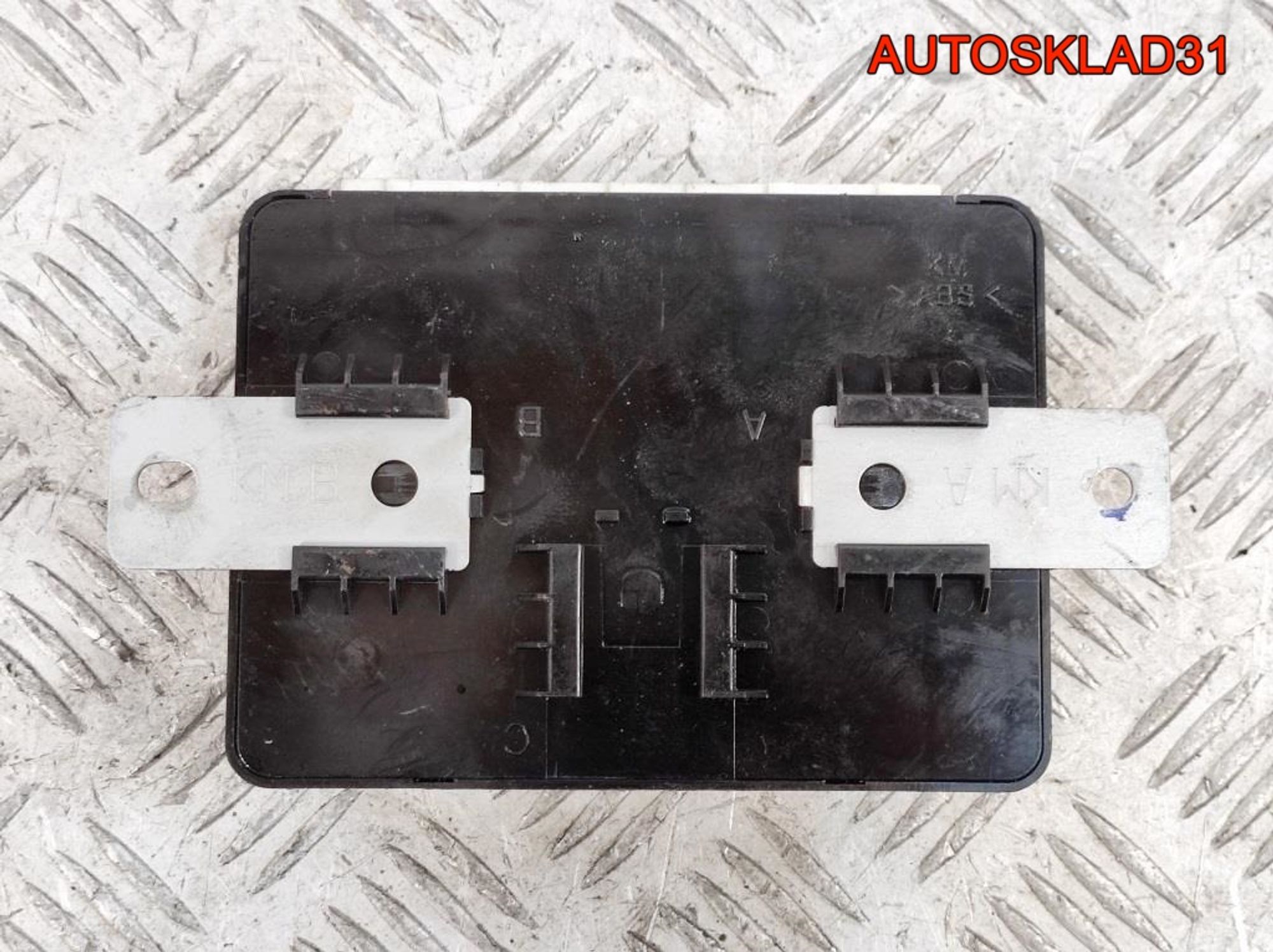 Блок комфорта Kia Sportage 2 2.0 G4GC 954001F400, 1200 рублей, Дубовое