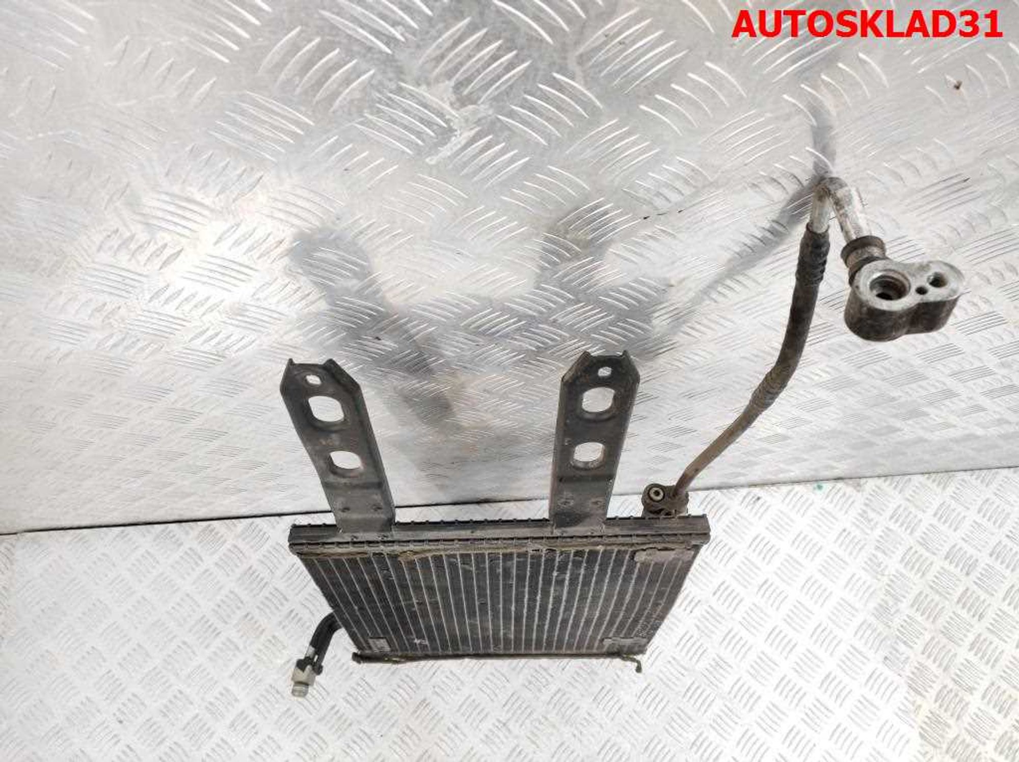 Радиатор кондиционера Volkswagen Polo 3 6X0820411A, 2000 рублей, Дубовое