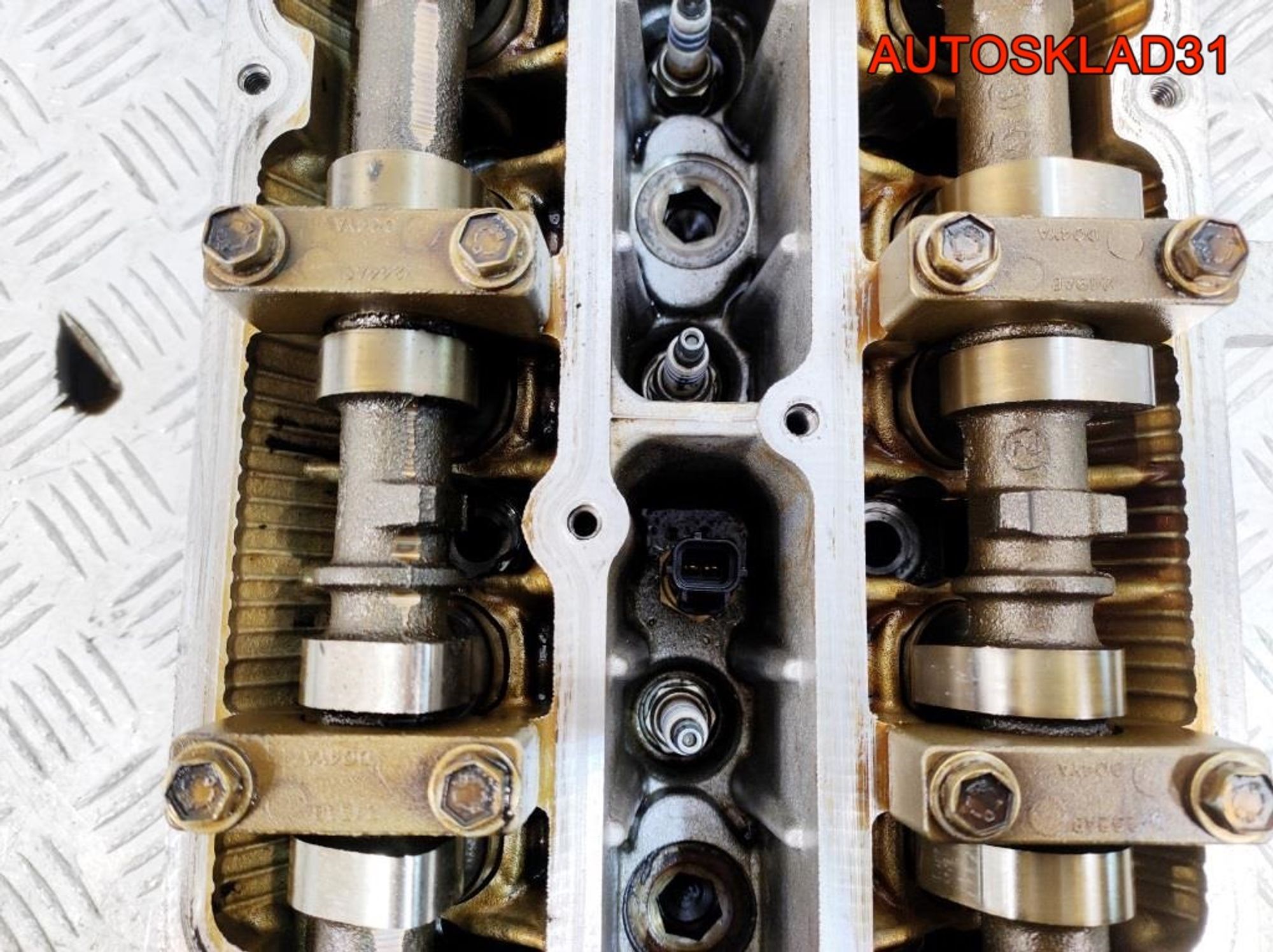 Головка блока Ford Focus 1 1,6 1N1G6090BA Бензин, 18000 рублей, Дубовое