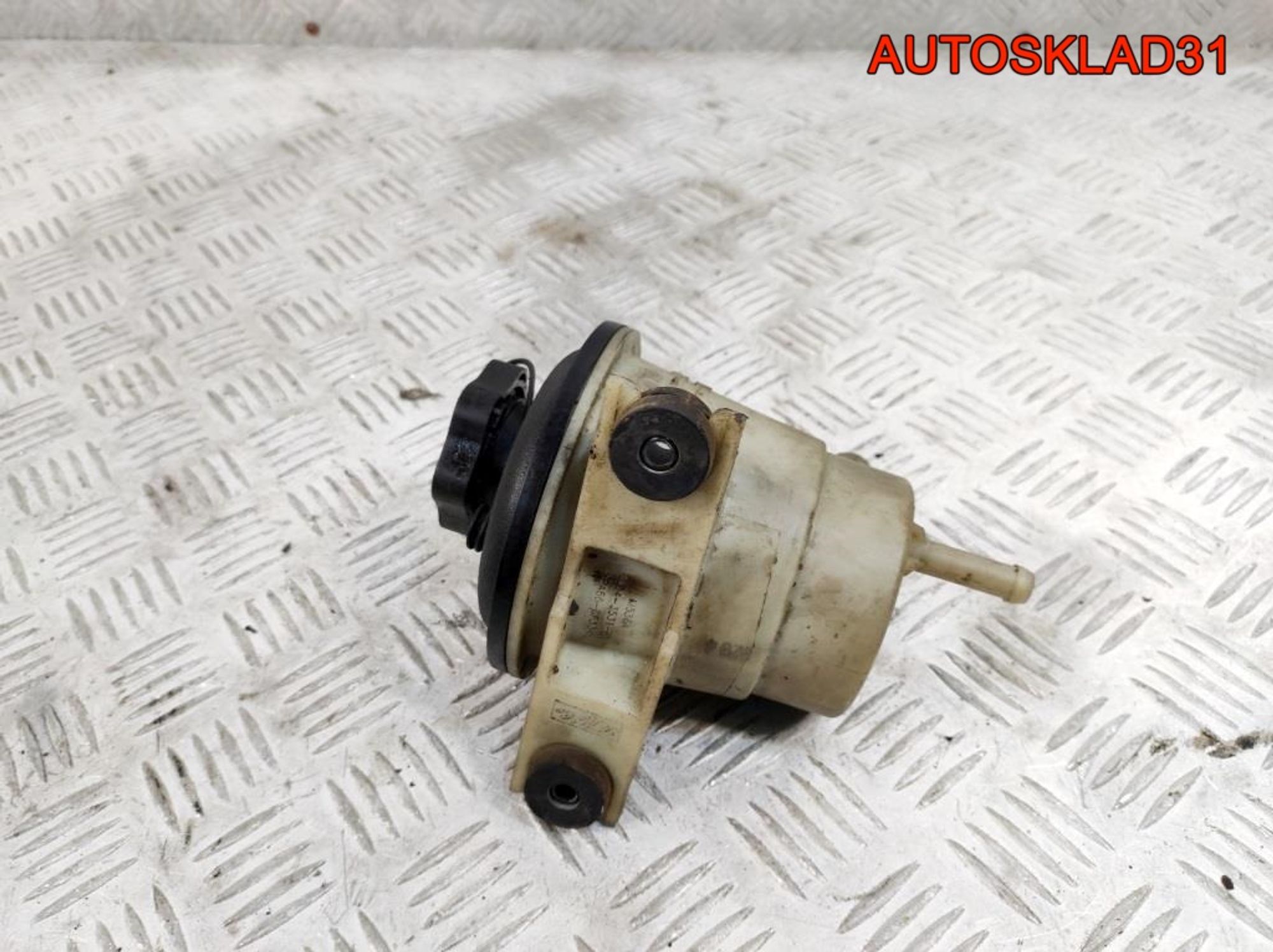 Бачок гидроусилителя Ford Maverick 2 3,0 7KB4 Бензин 3L843531AA, 900 рублей, Дубовое