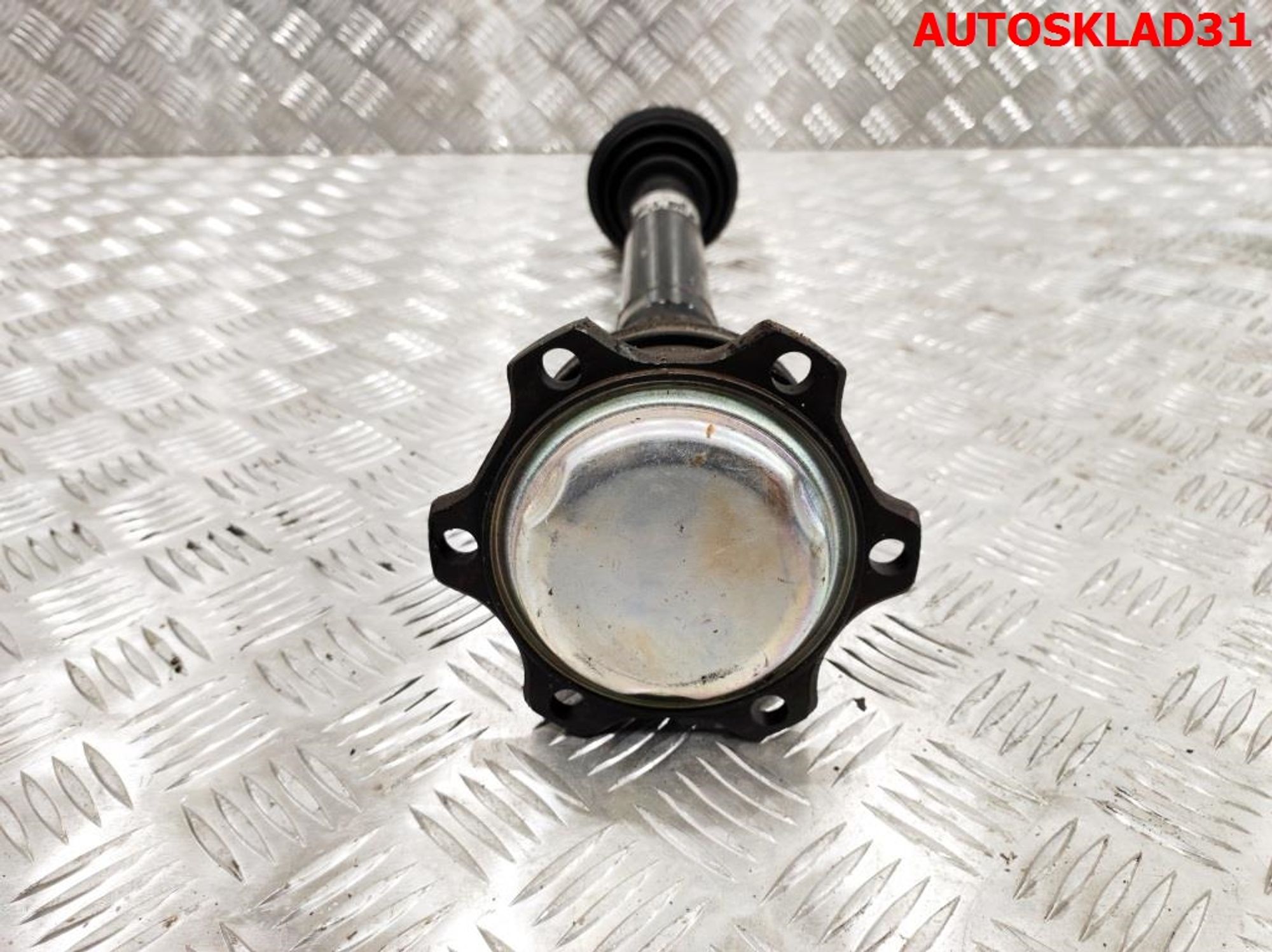 Полуось передняя левая VW Passat B5 1,8 AEB Бензин АКПП 8D0407271BF, 4000 рублей, Дубовое