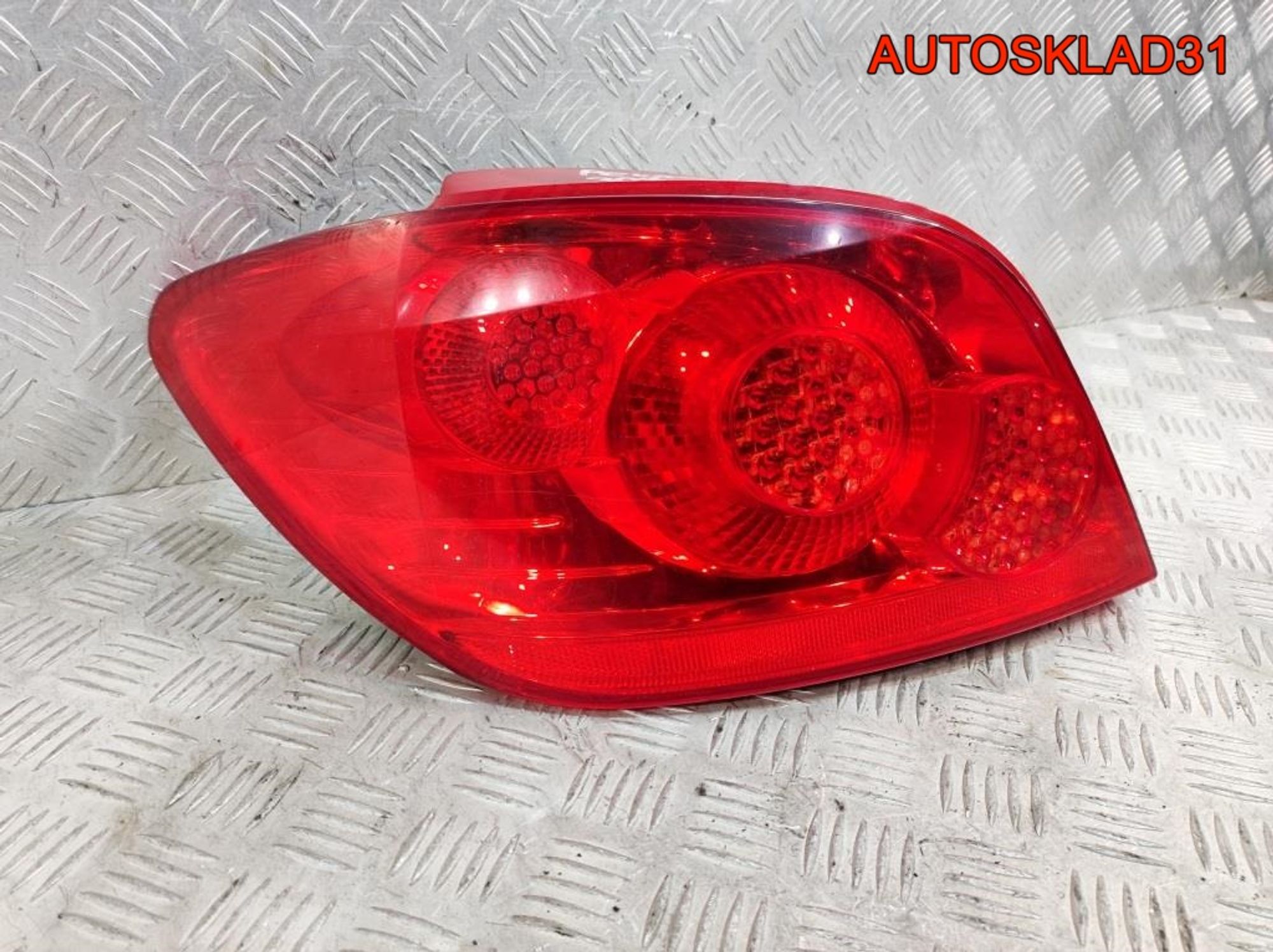 Фонарь задний левый Peugeot 307 9655767680 Рест, 7200 рублей, Дубовое