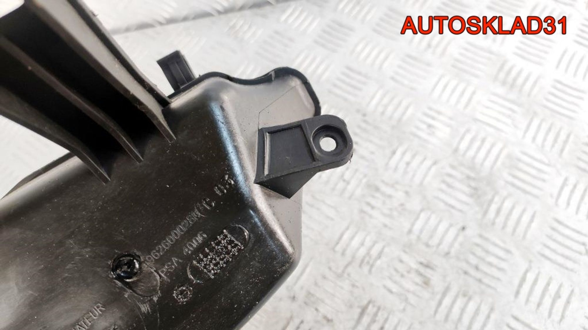 Резонатор воздушного фильтра Peugeot 206 1,9 PSA WJY 10DXFR 9626000280, 900 рублей, Дубовое