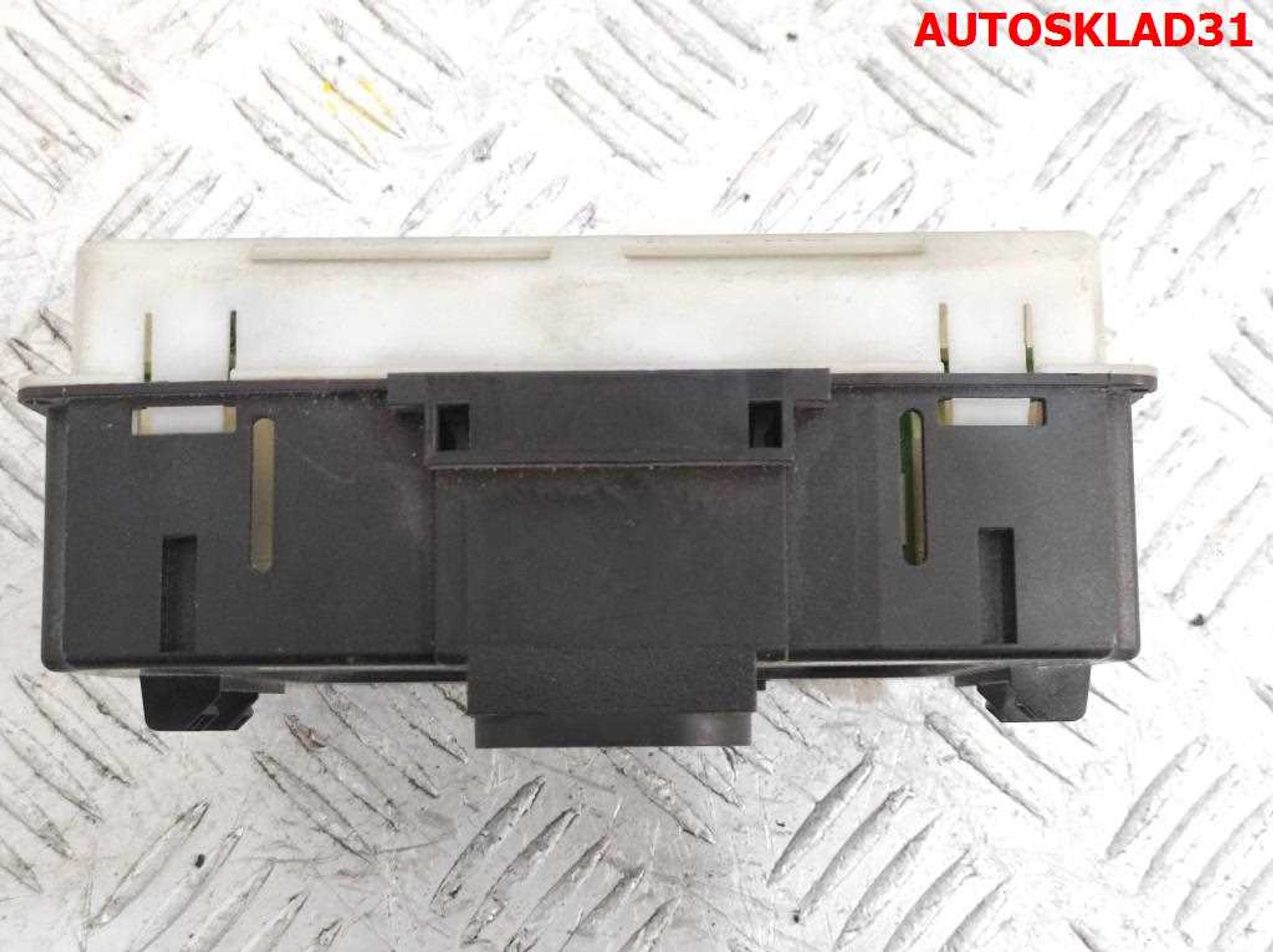 Дисплей информационный Opel Zafira A 13106242, 2000 рублей, Дубовое