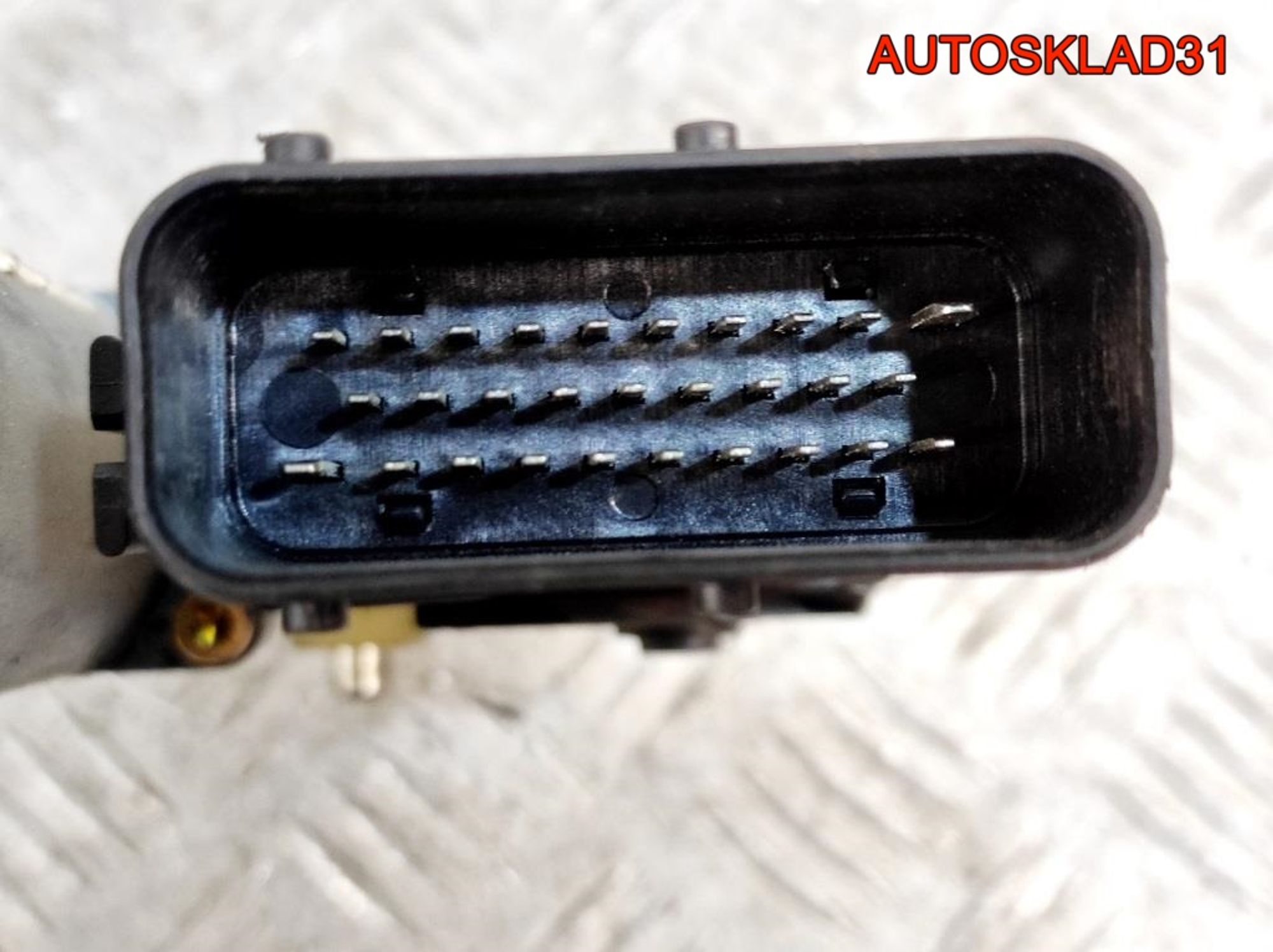 Моторчик стеклоподъемника передний левый VW Passat B5 3B4837751GD, 1400 рублей, Дубовое