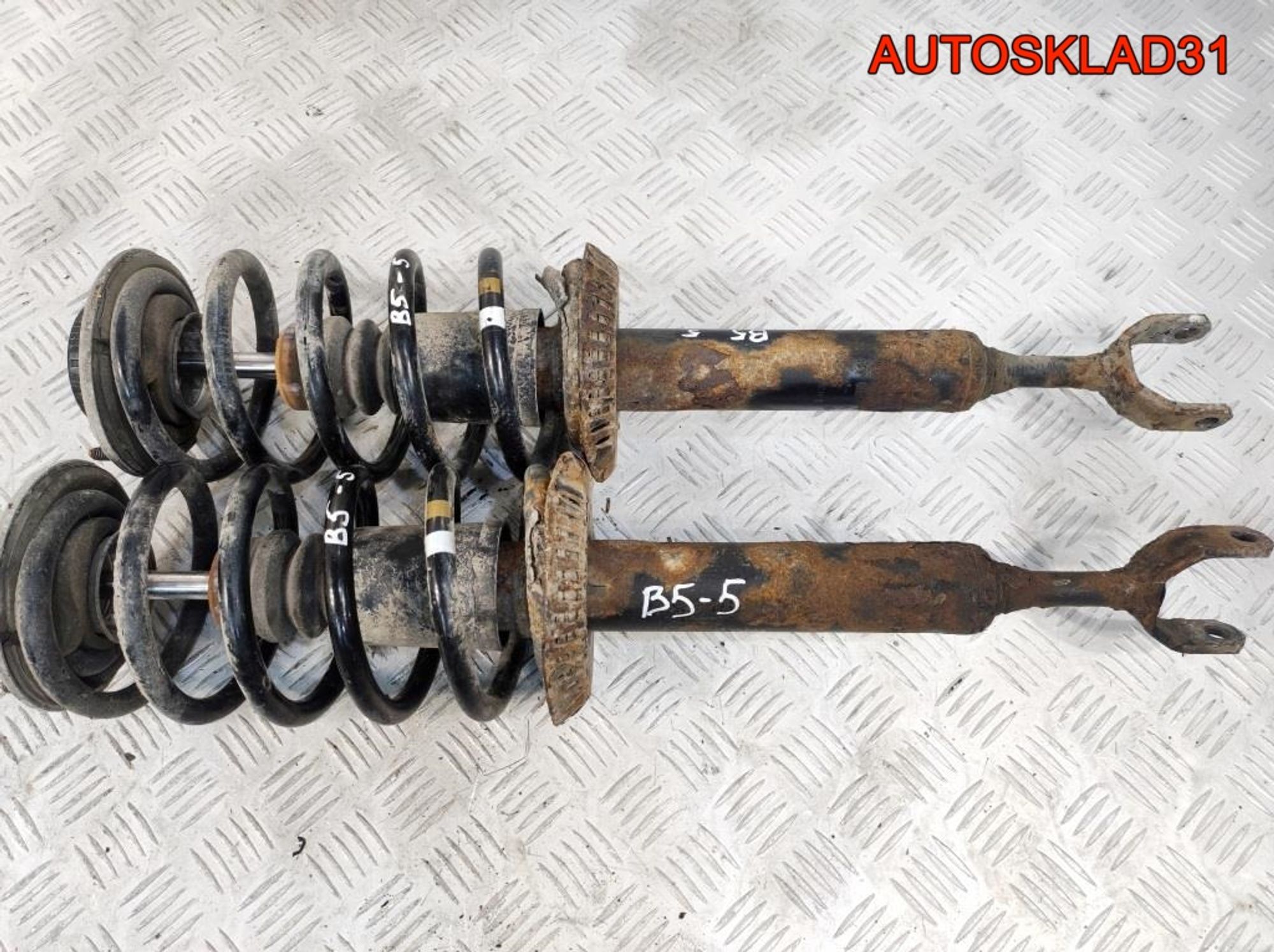 Амортизатор передний комплект Audi A4 B5 3B0413031, 8100 рублей, Дубовое