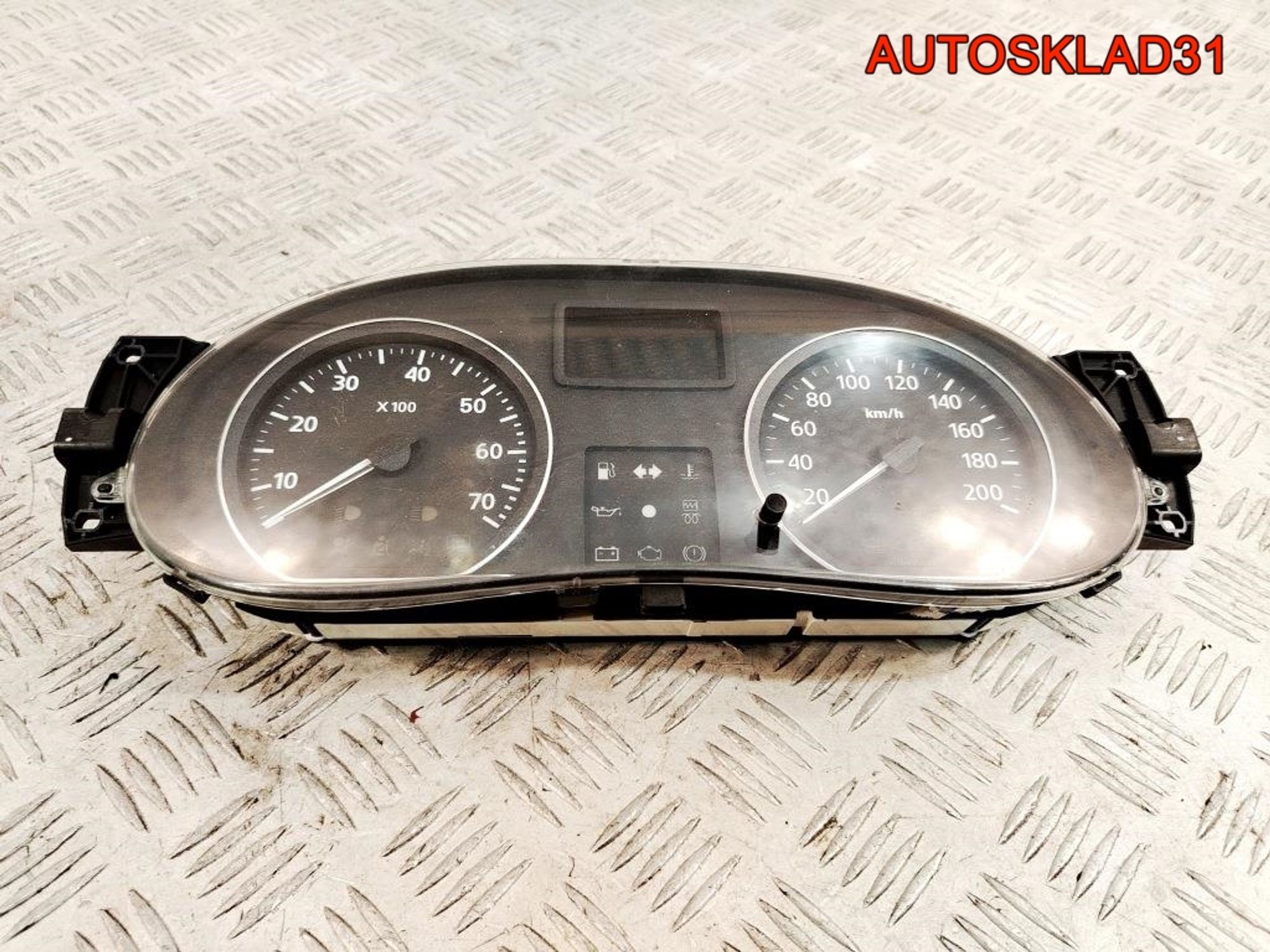 Панель приборов Renault Sandero 248101432R Бензин, 1500 рублей, Дубовое
