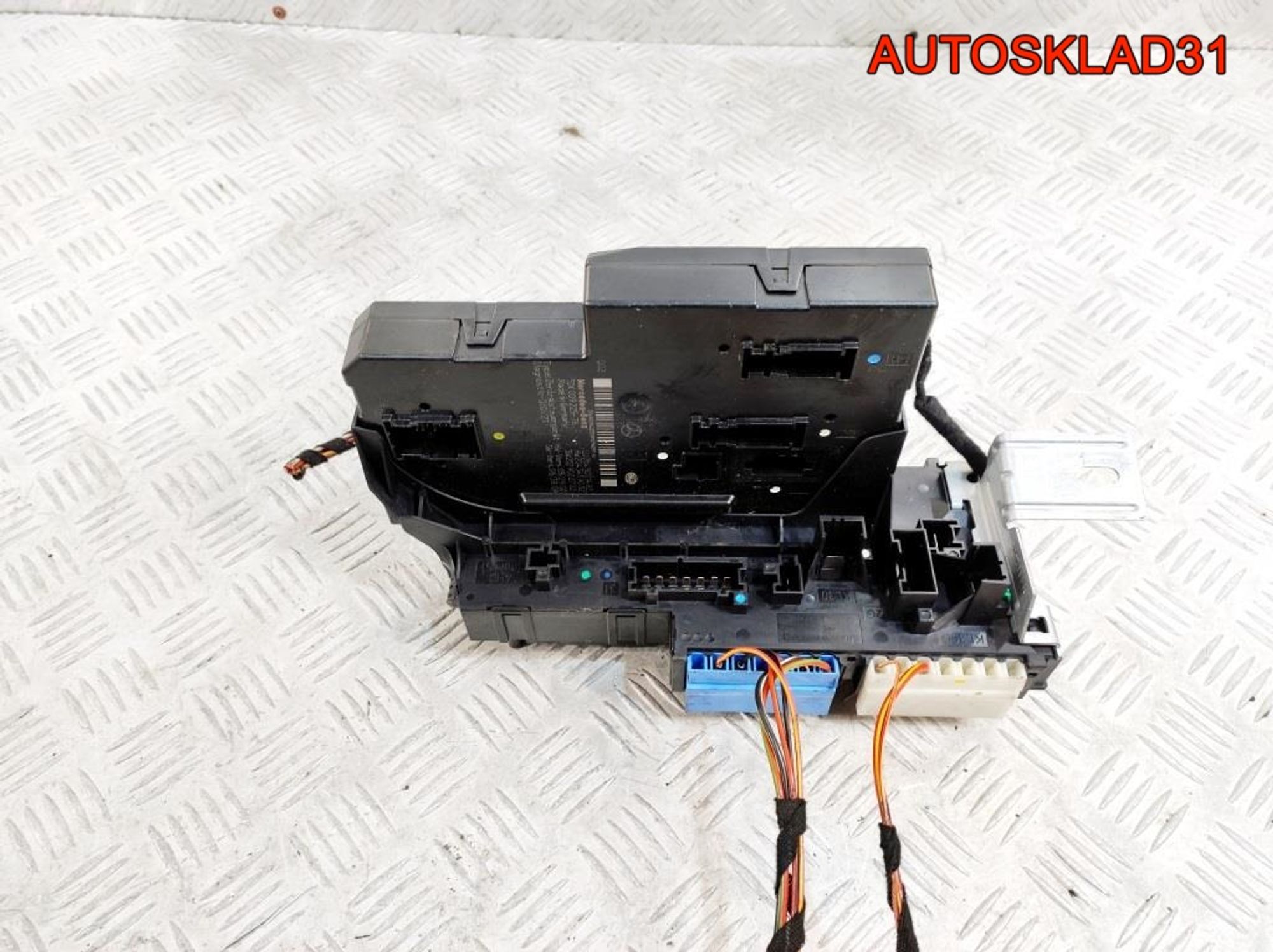 Блок предохранителей Mercedes GLK X204 A2049001402, 8500 рублей, Дубовое