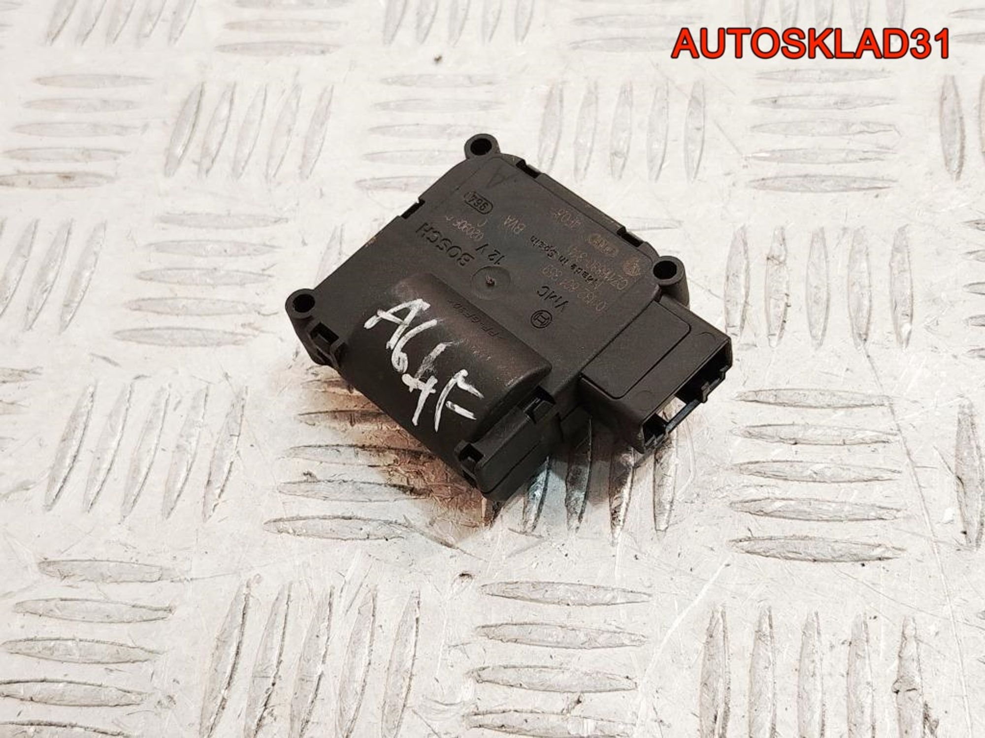 Сервопривод отопителя Audi A6 C6 4F0820511A, 600 рублей, Дубовое