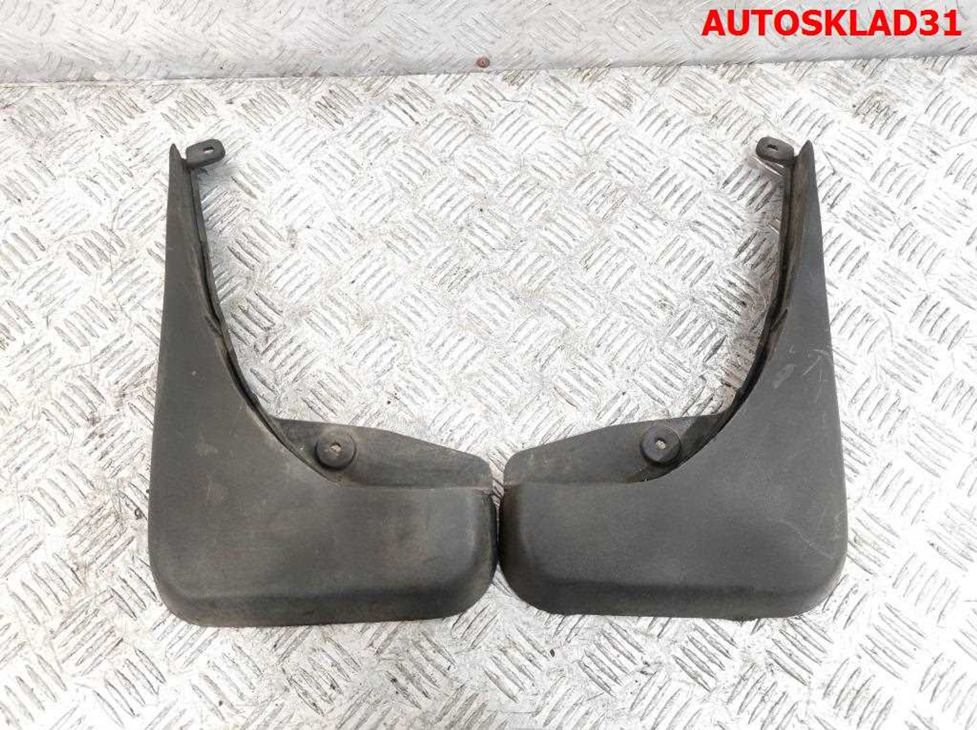 Брызговики задние Комплект Ford Focus 2 4M5J28370BA Combi, 6000 рублей, Дубовое
