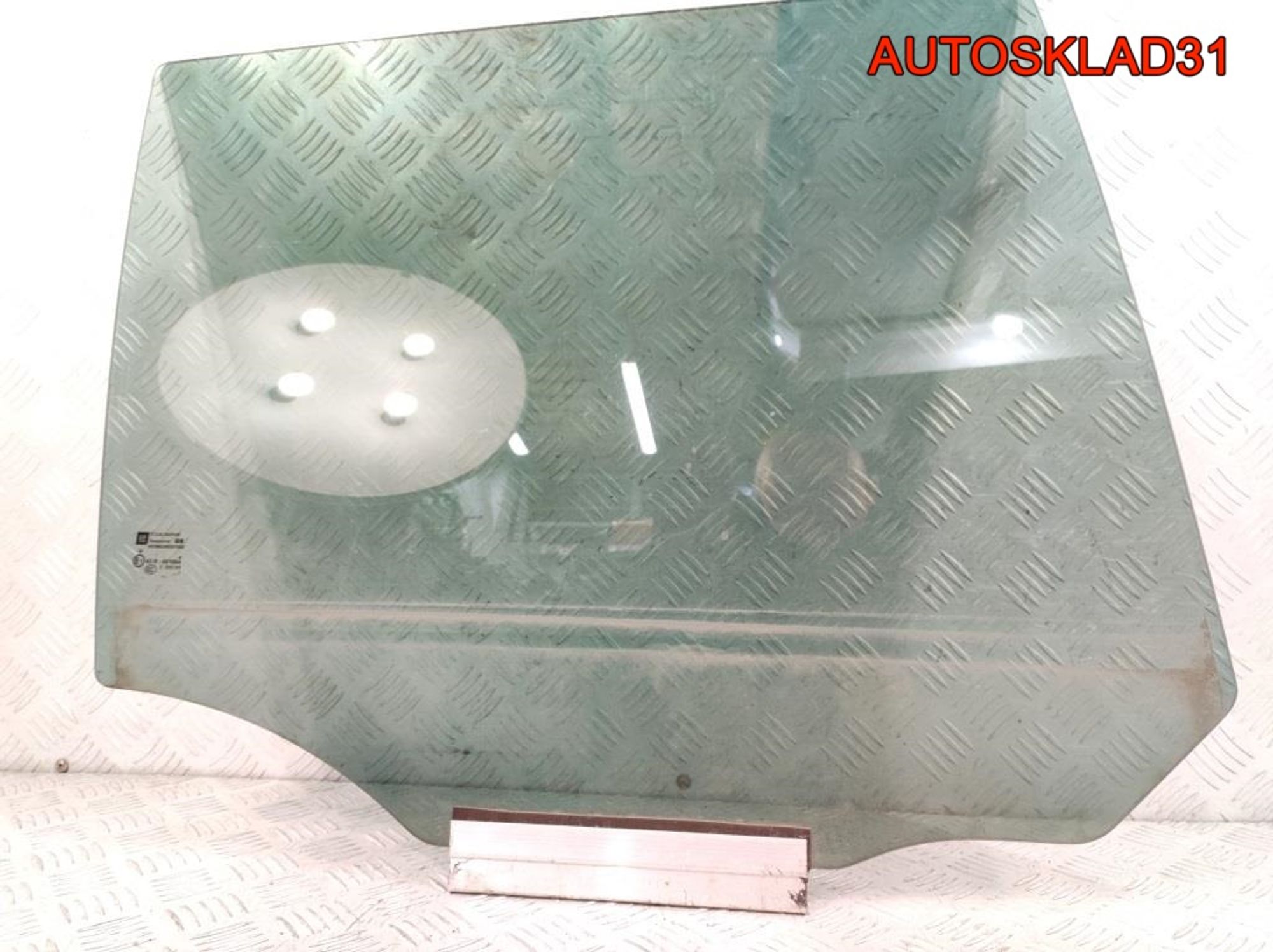 https://ycs.partsauto.market/partsauto-images/thmbs/userImages/edda01b21c13eaa6671738306aa09410/part/b5eee435-b6aa-4964-97b7-8eb9a2d8752e_1781613750857.jpg