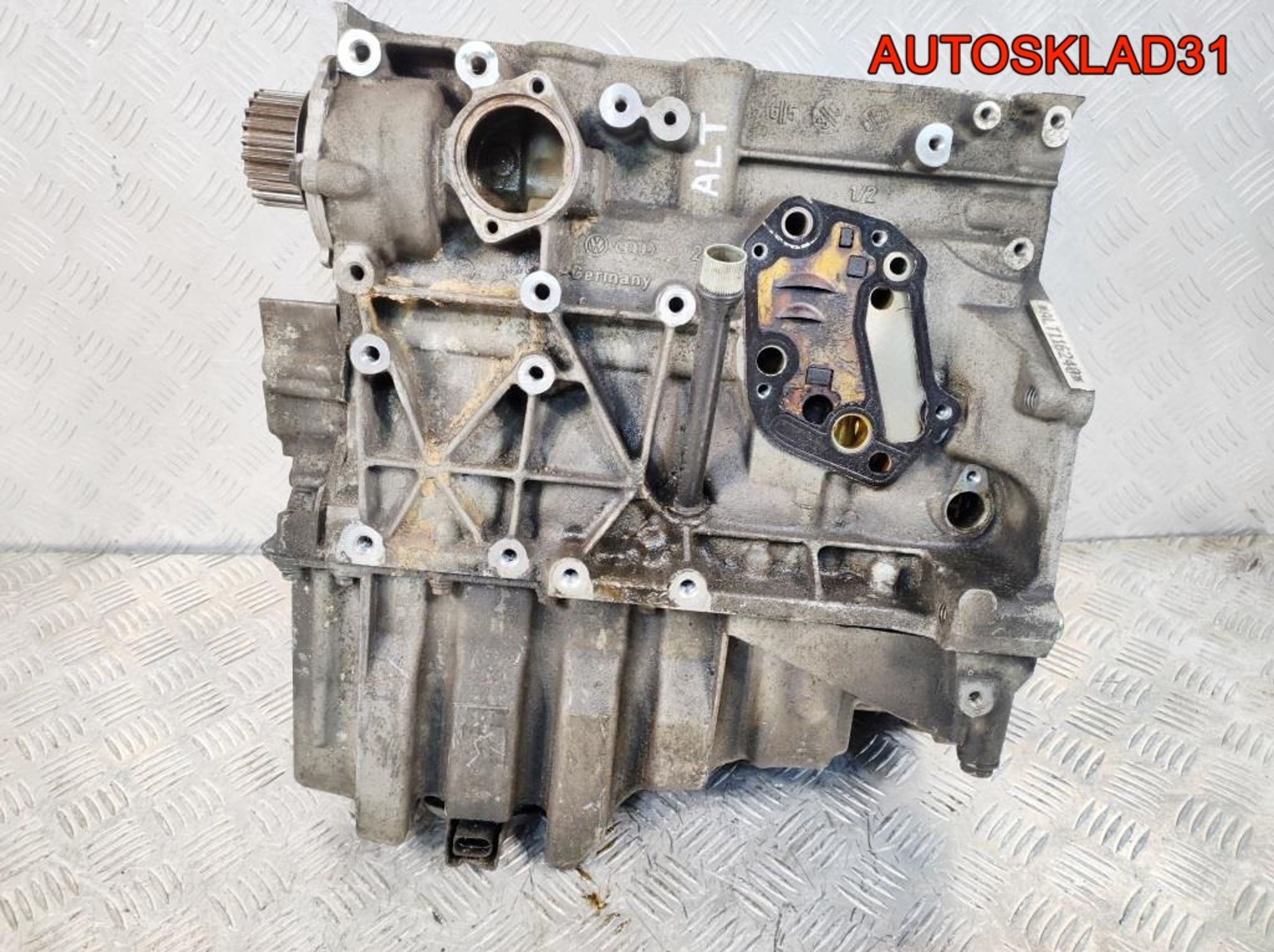 Блок цилиндров VW Passat B5+ 2,0 ALT 06D103023, 36000 рублей, Дубовое