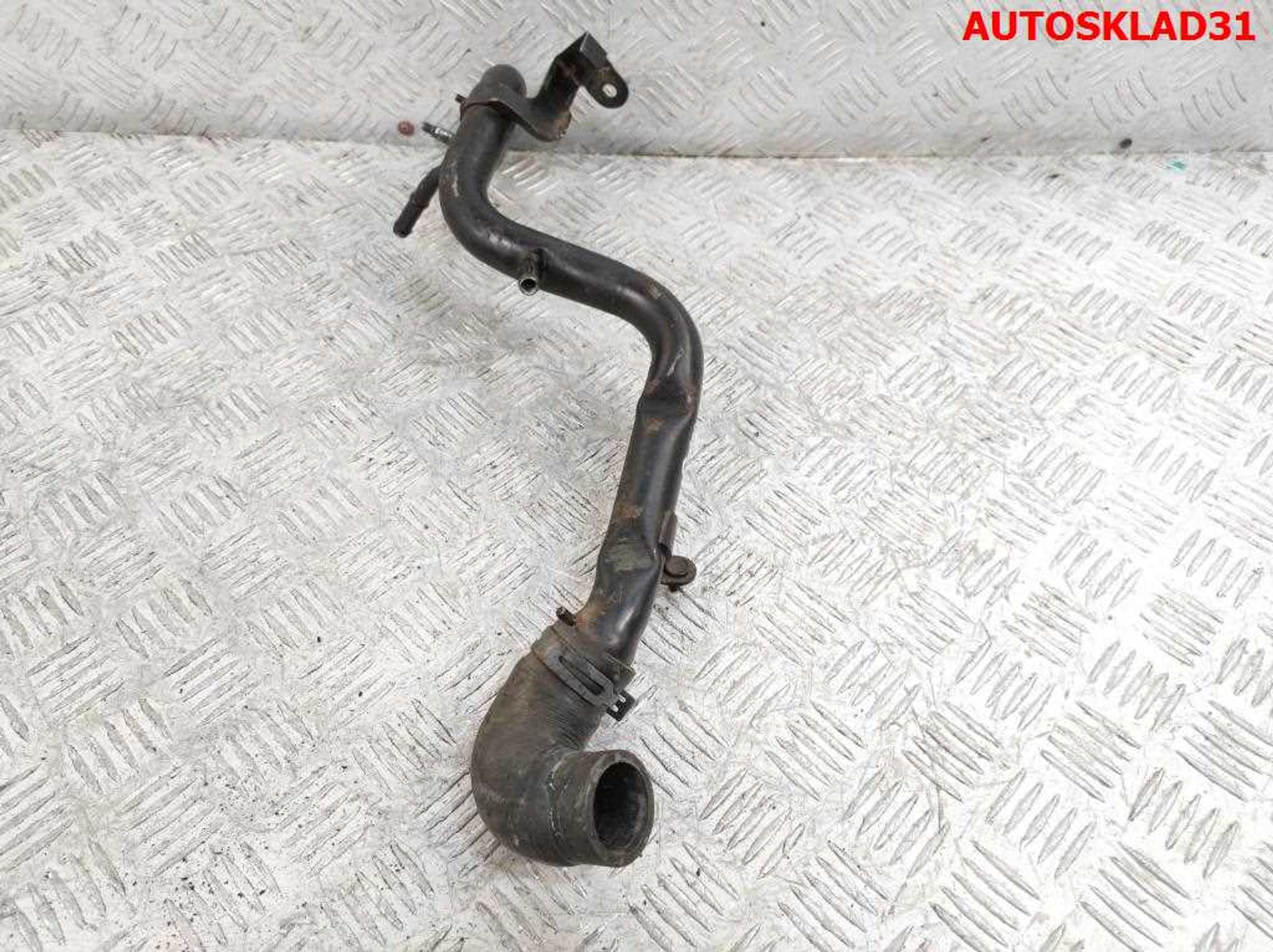 Трубка охлаждающей жидкости Audi A4 B6 1,9 Дизель 038121071S, 1000 рублей, Дубовое