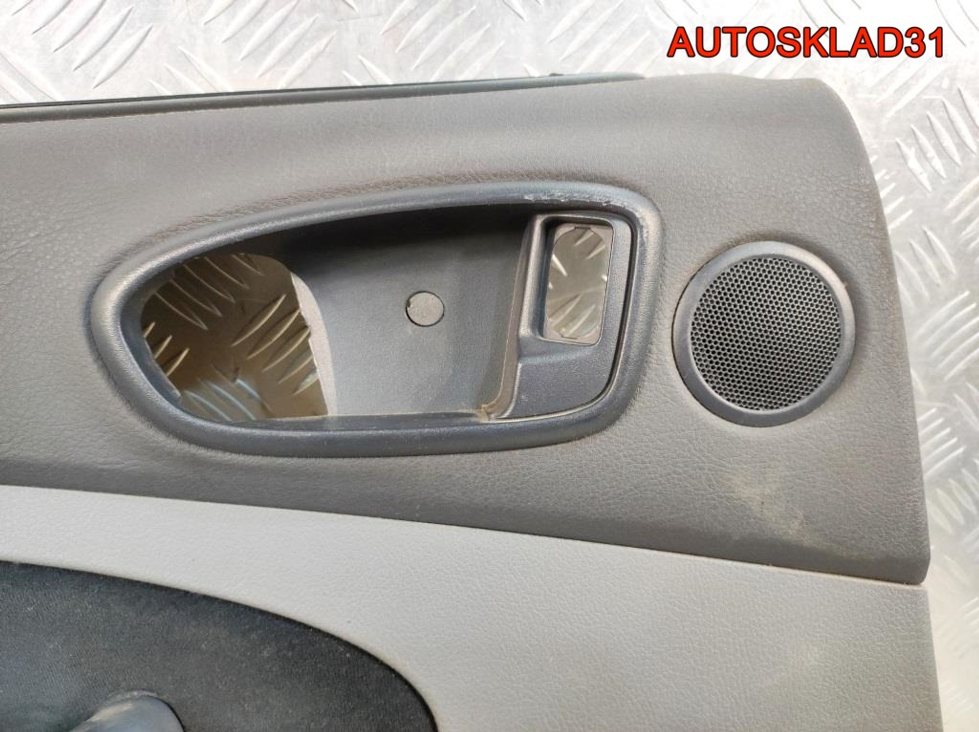 Обшивка двери задней левой Ford S-MAX, 1000 рублей, Дубовое