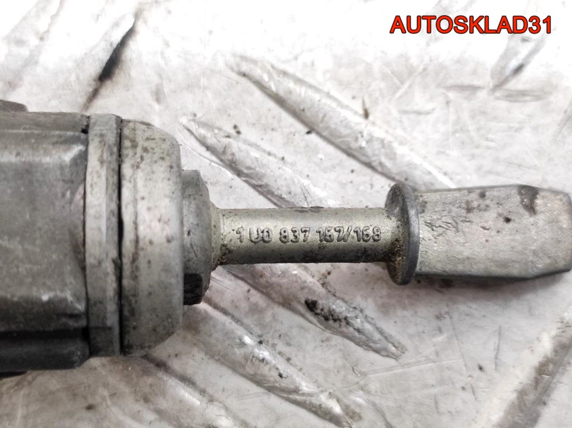 Комплект замок зажигания и личинки с ключом VW Golf 4 4B0905851C, 4500 рублей, Дубовое